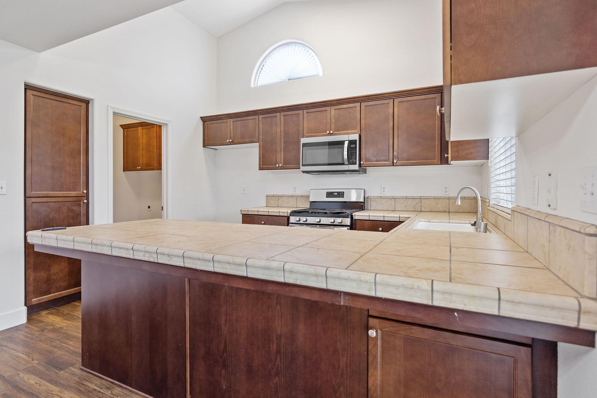 7403 Ensminger Ave, Visalia, CA 93291