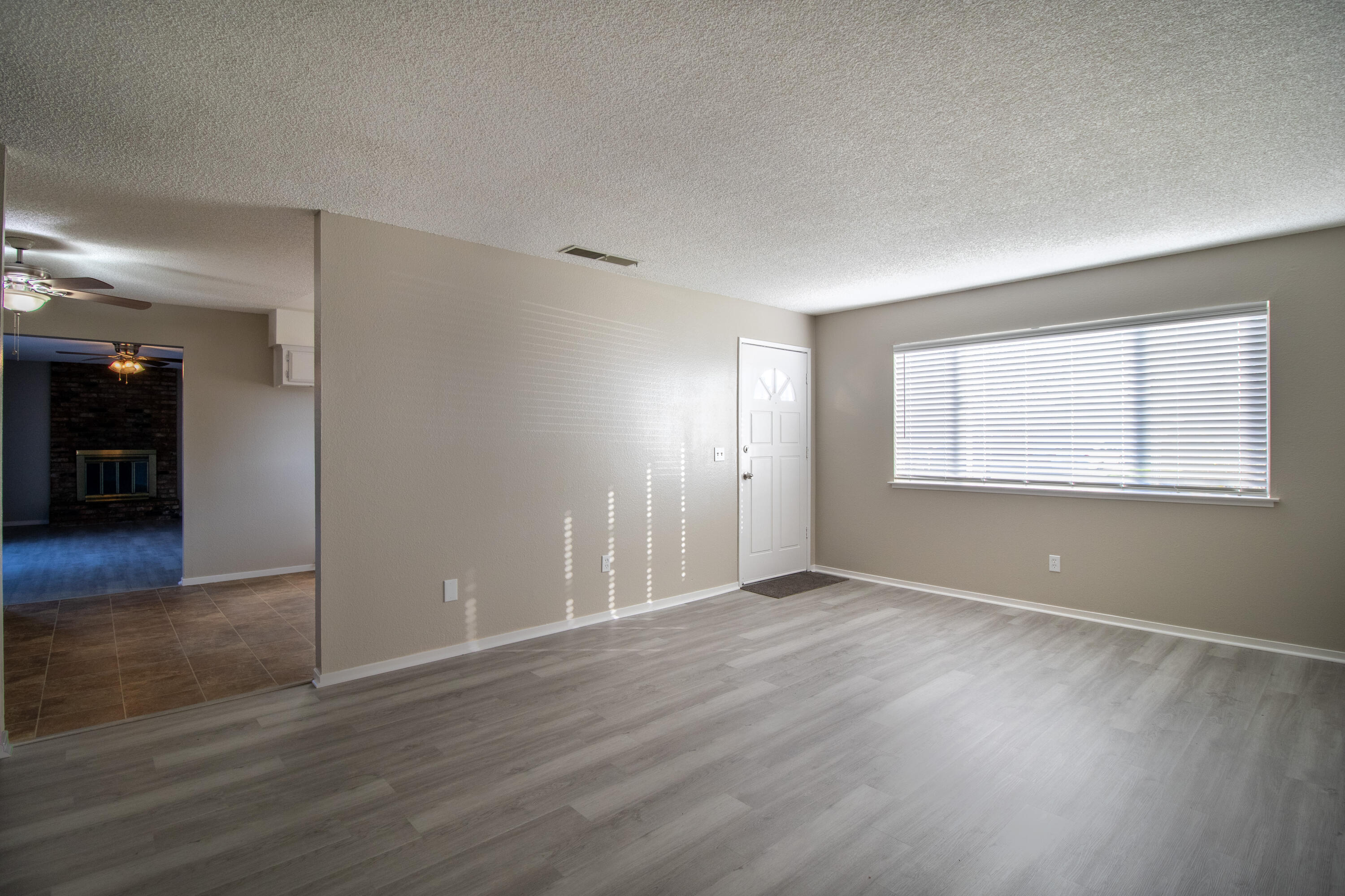 840 Sandra Ln, Porterville, CA 93257