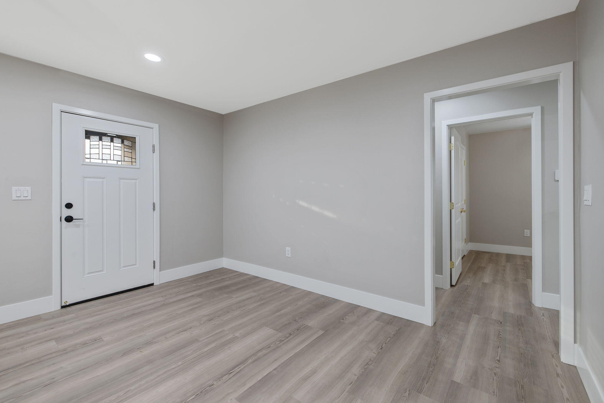 736 S Victoria St, Tulare, CA 93274