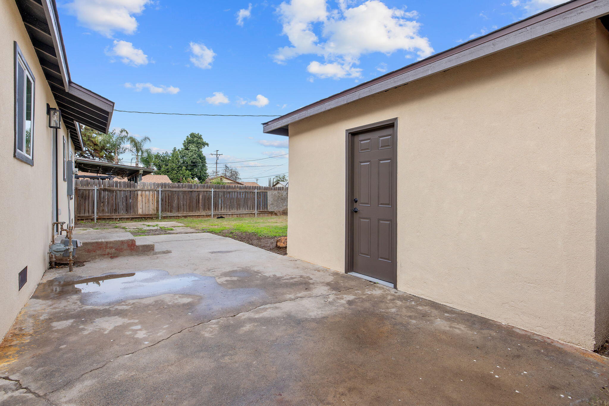 736 S Victoria St, Tulare, CA 93274