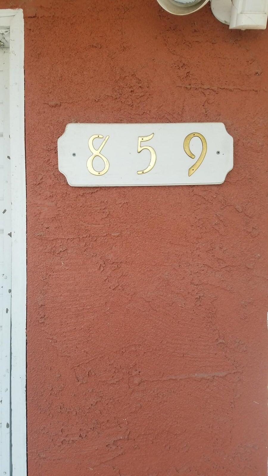 859 E Willow Ave, Porterville, CA 93257