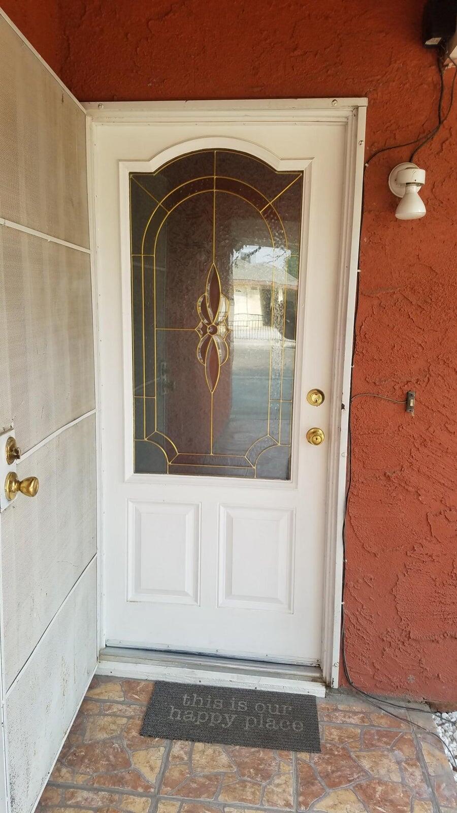 859 E Willow Ave, Porterville, CA 93257