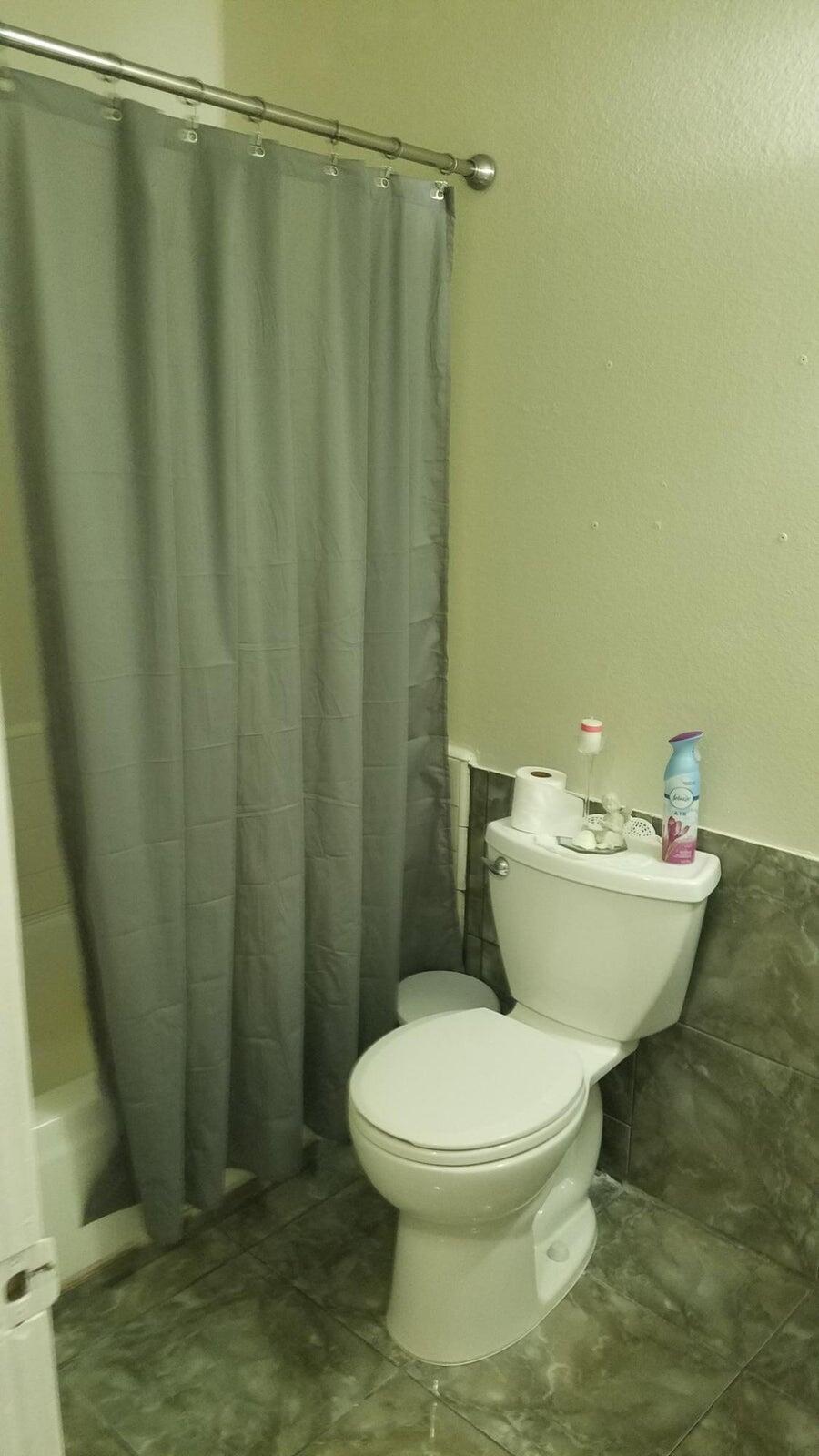 859 E Willow Ave, Porterville, CA 93257