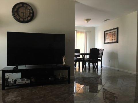 859 E Willow Ave, Porterville, CA 93257