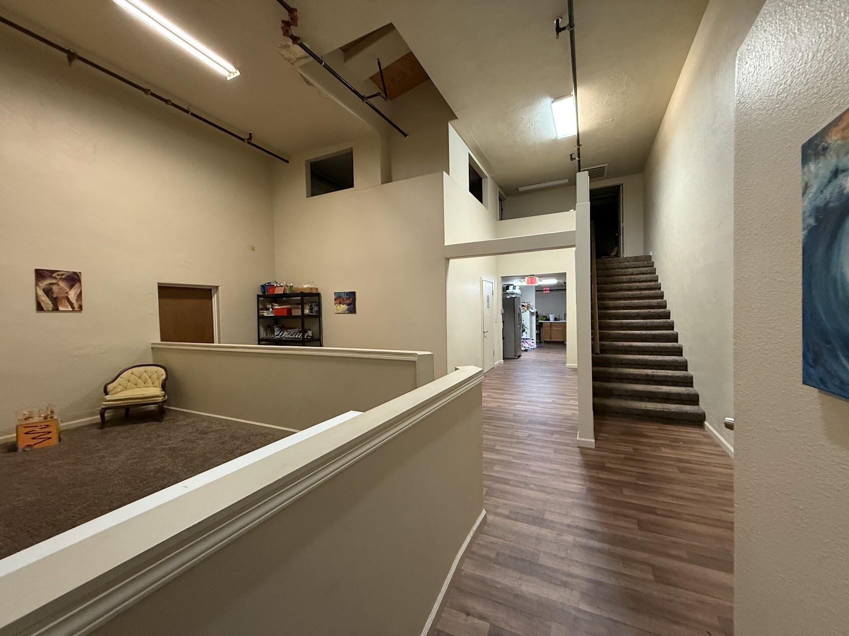 137 N L St, Dinuba, CA 93618