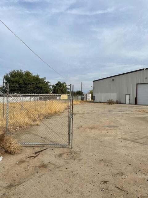 1310 S College Ave, Dinuba, CA 93618
