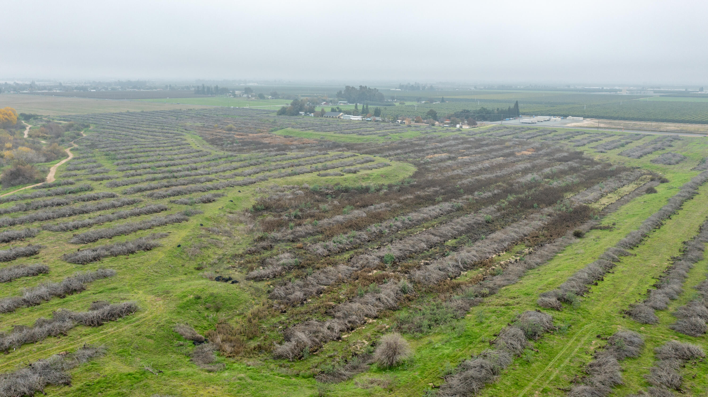 0 W Poplar Avenue, Porterville, CA 93257