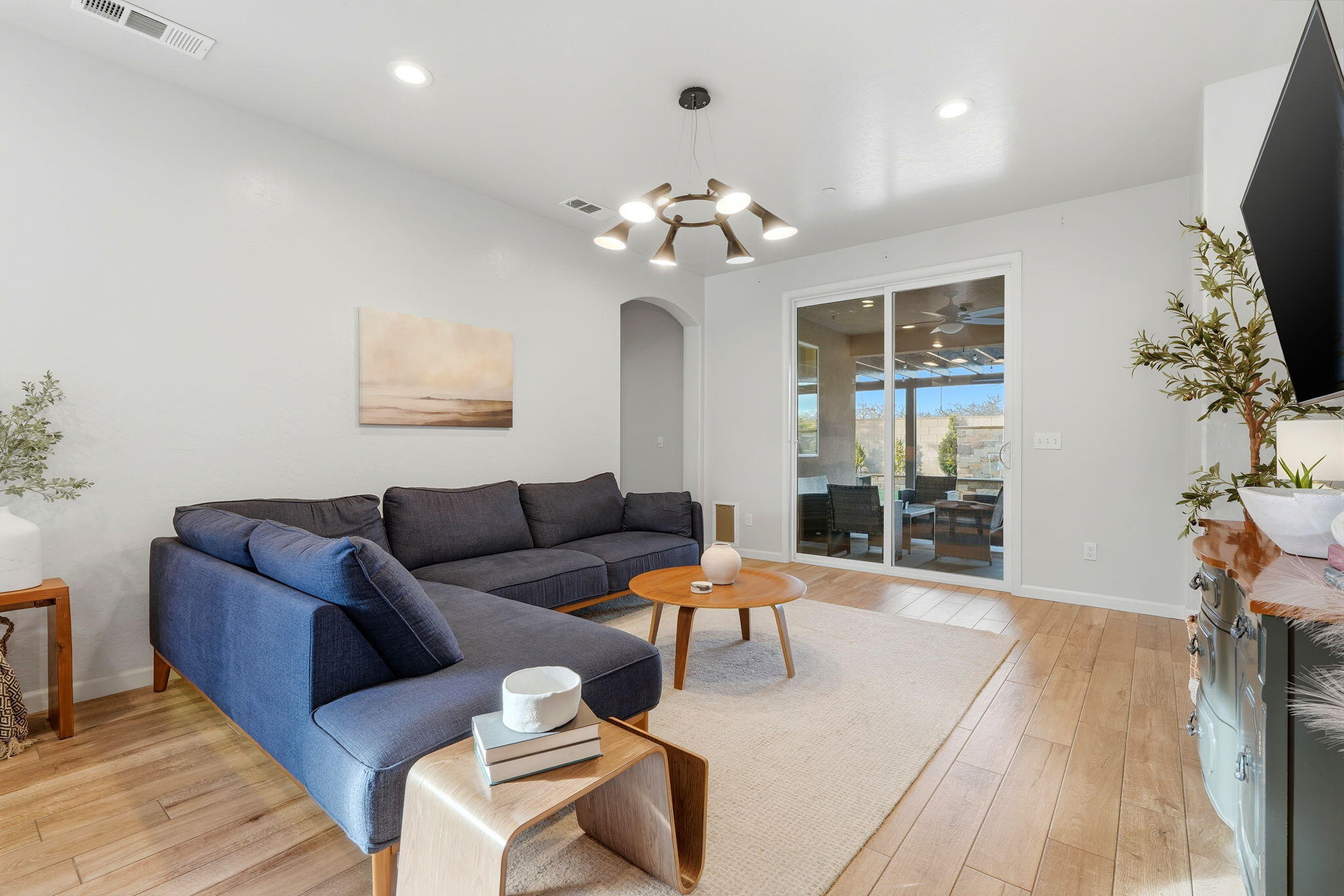 4736 W Flagstaff Ave, Visalia, CA 93291