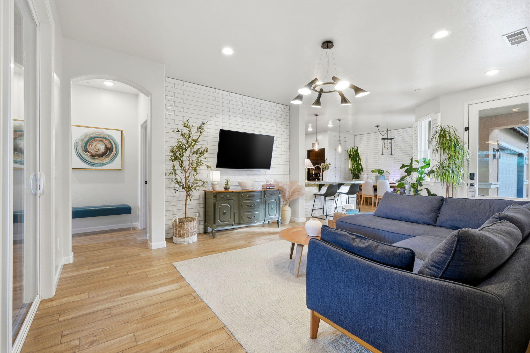 4736 W Flagstaff Ave, Visalia, CA 93291