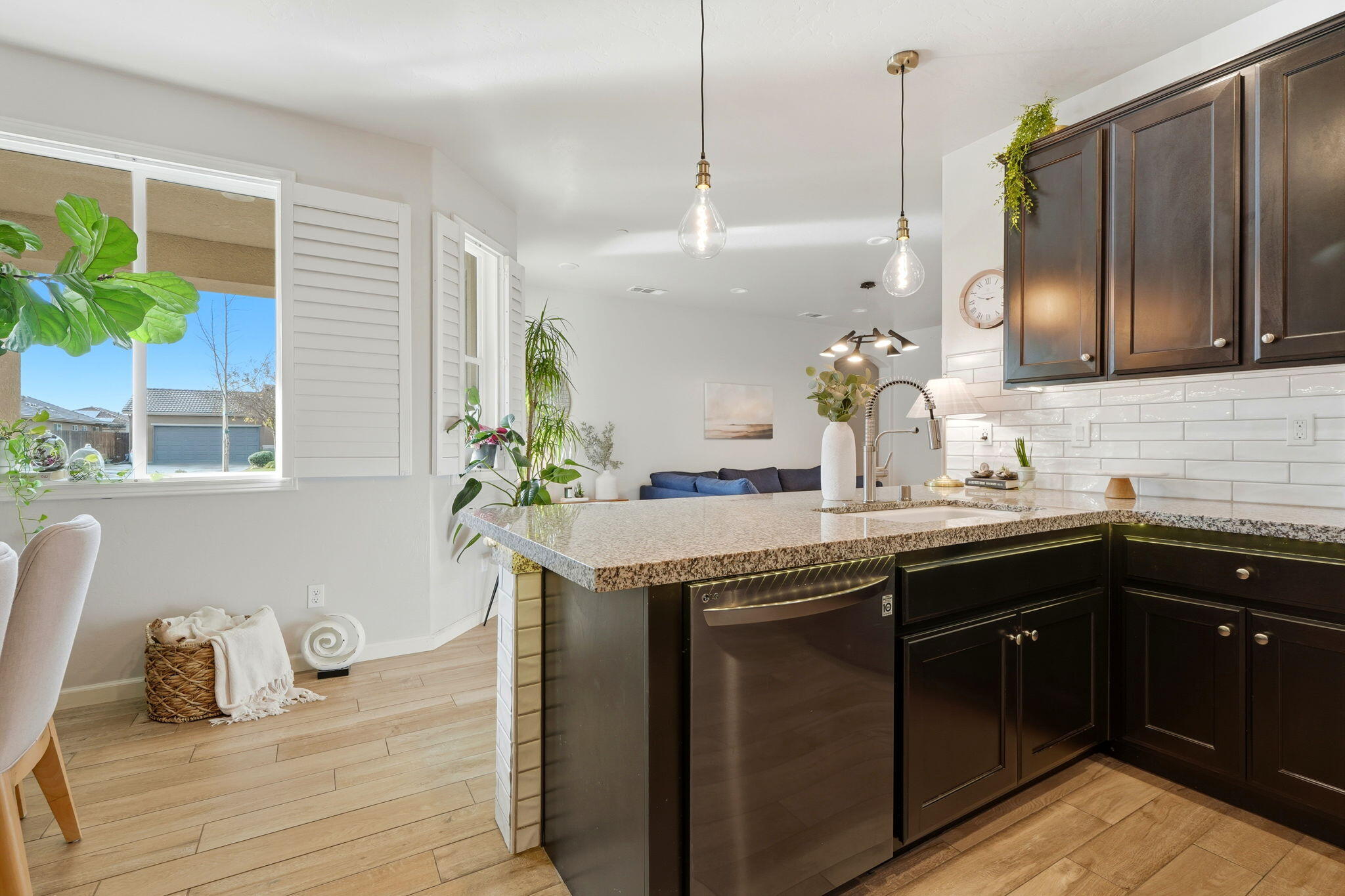 4736 W Flagstaff Ave, Visalia, CA 93291