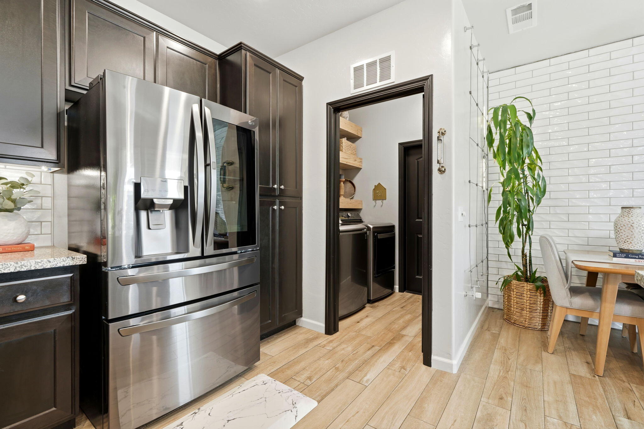 4736 W Flagstaff Ave, Visalia, CA 93291