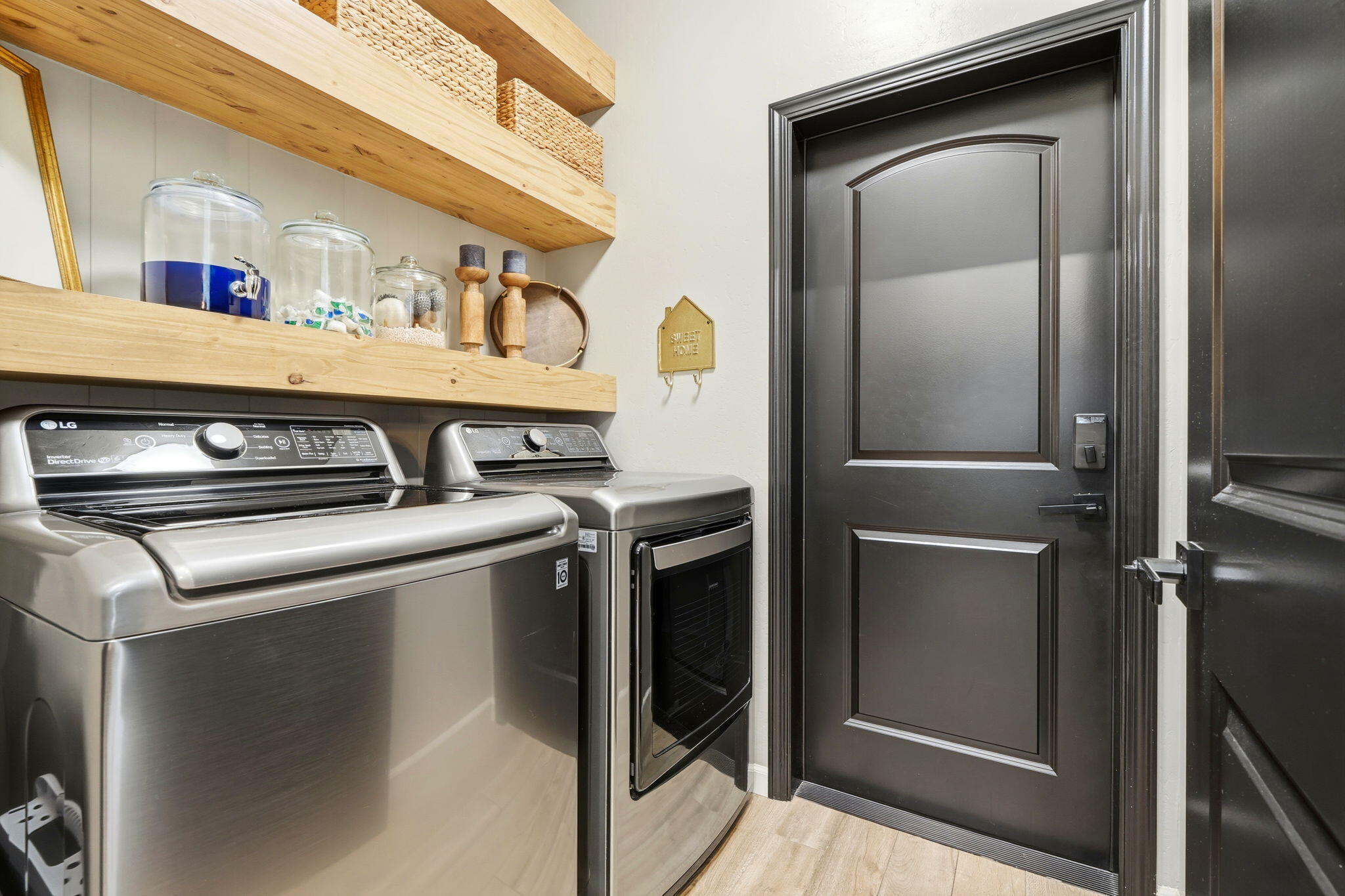 4736 W Flagstaff Ave, Visalia, CA 93291