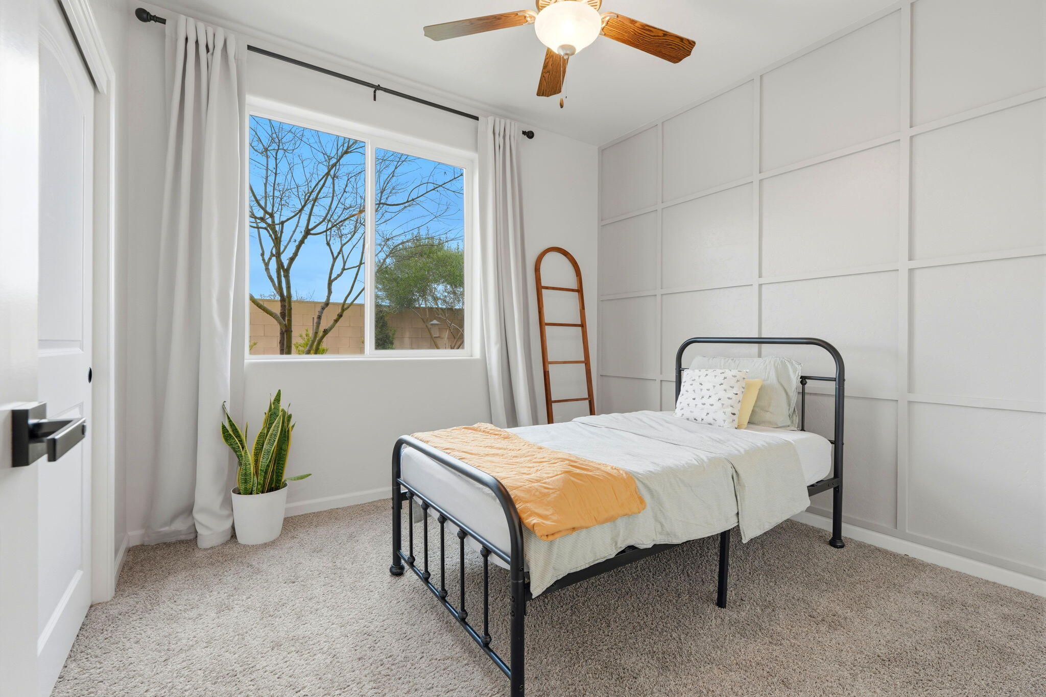 4736 W Flagstaff Ave, Visalia, CA 93291