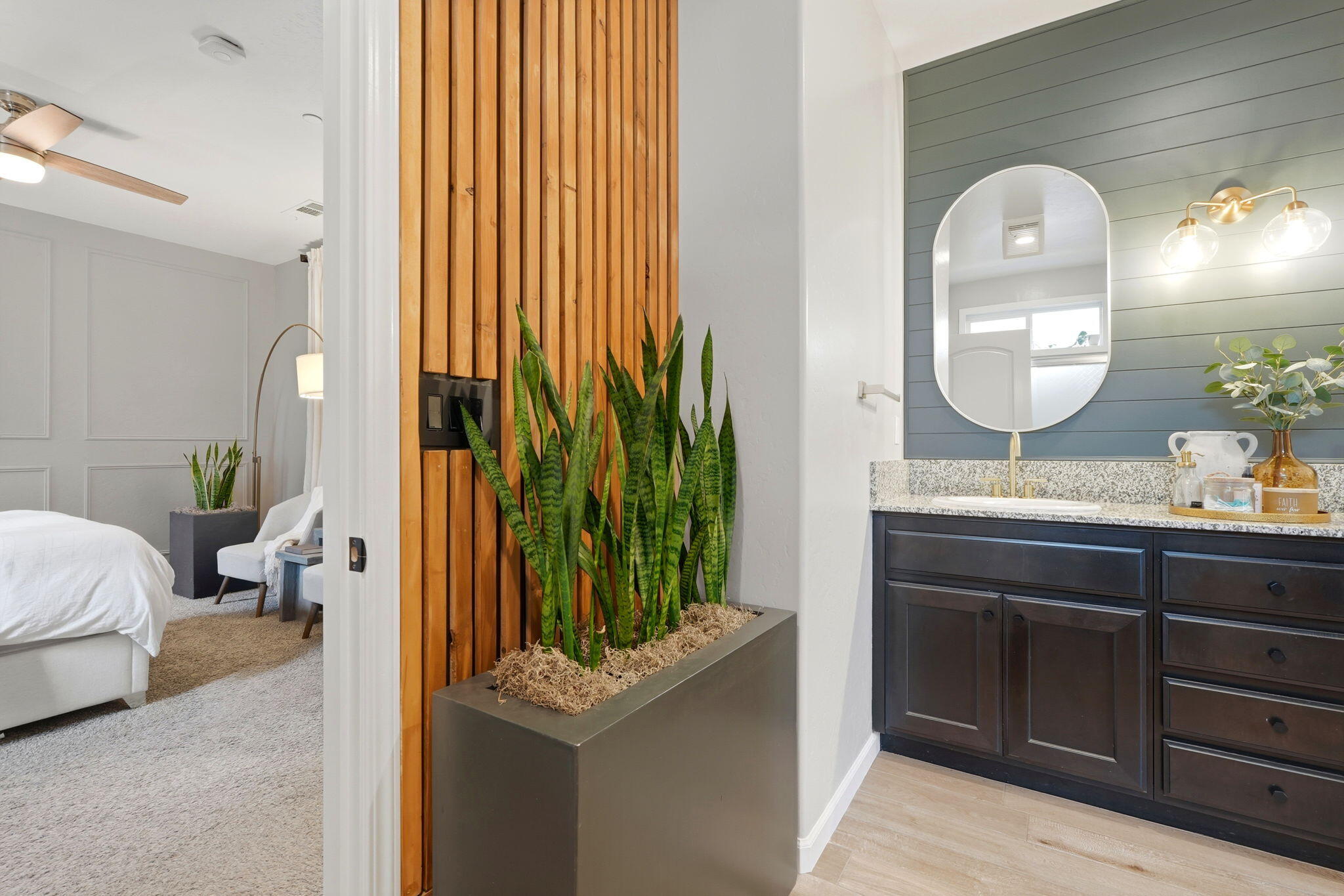 4736 W Flagstaff Ave, Visalia, CA 93291