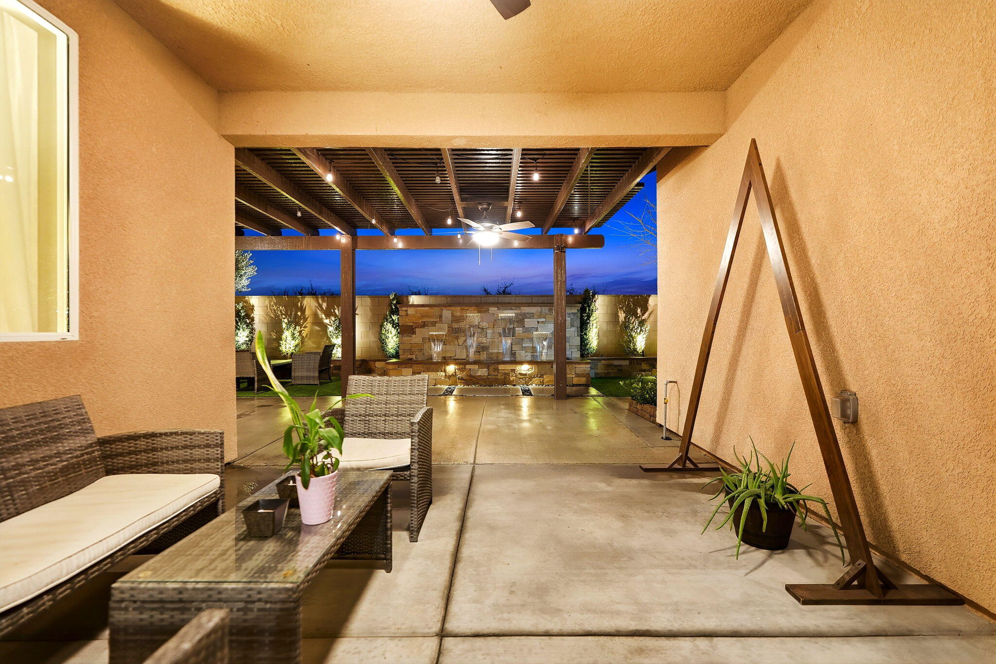 4736 W Flagstaff Ave, Visalia, CA 93291