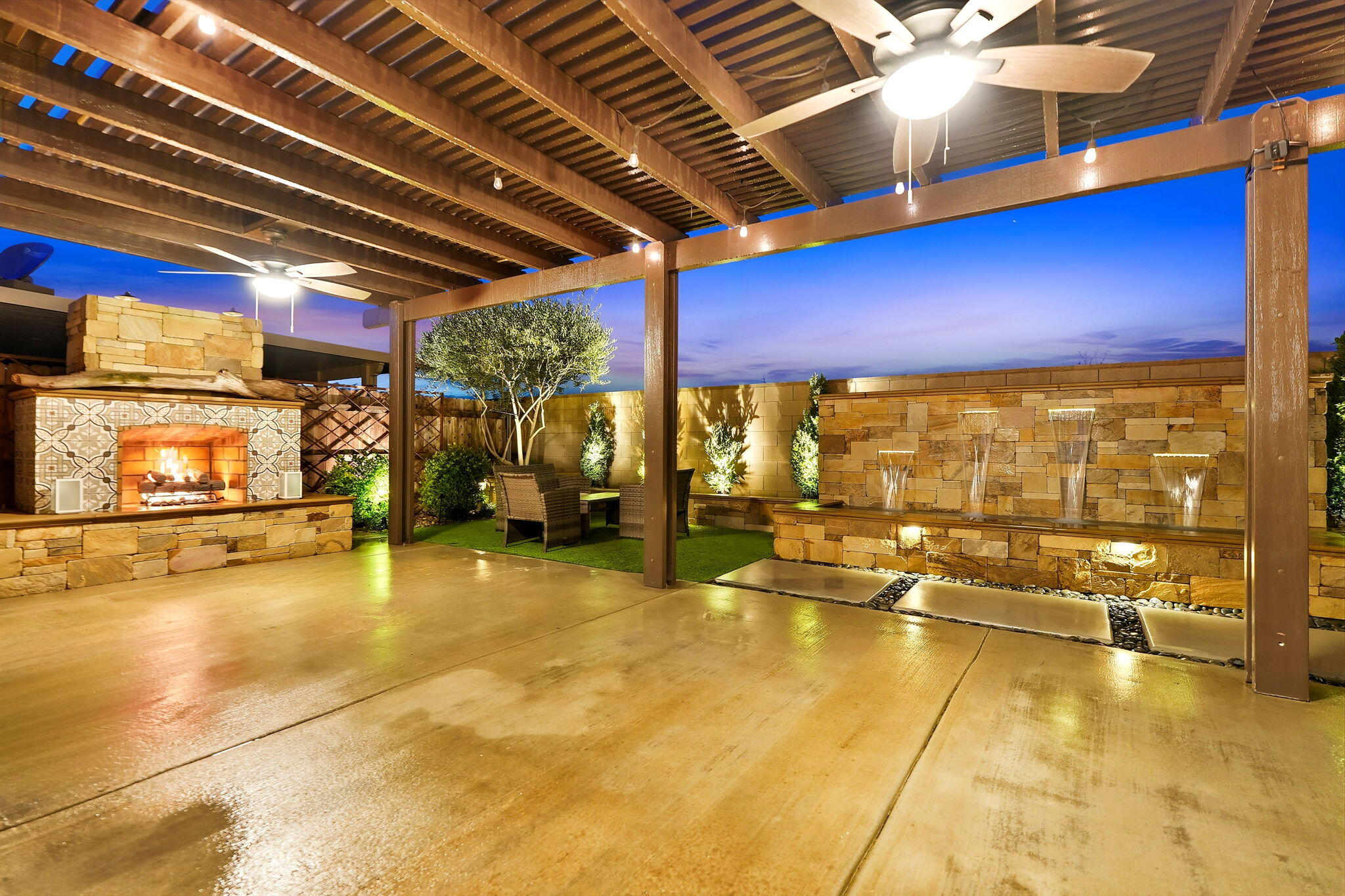 4736 W Flagstaff Ave, Visalia, CA 93291