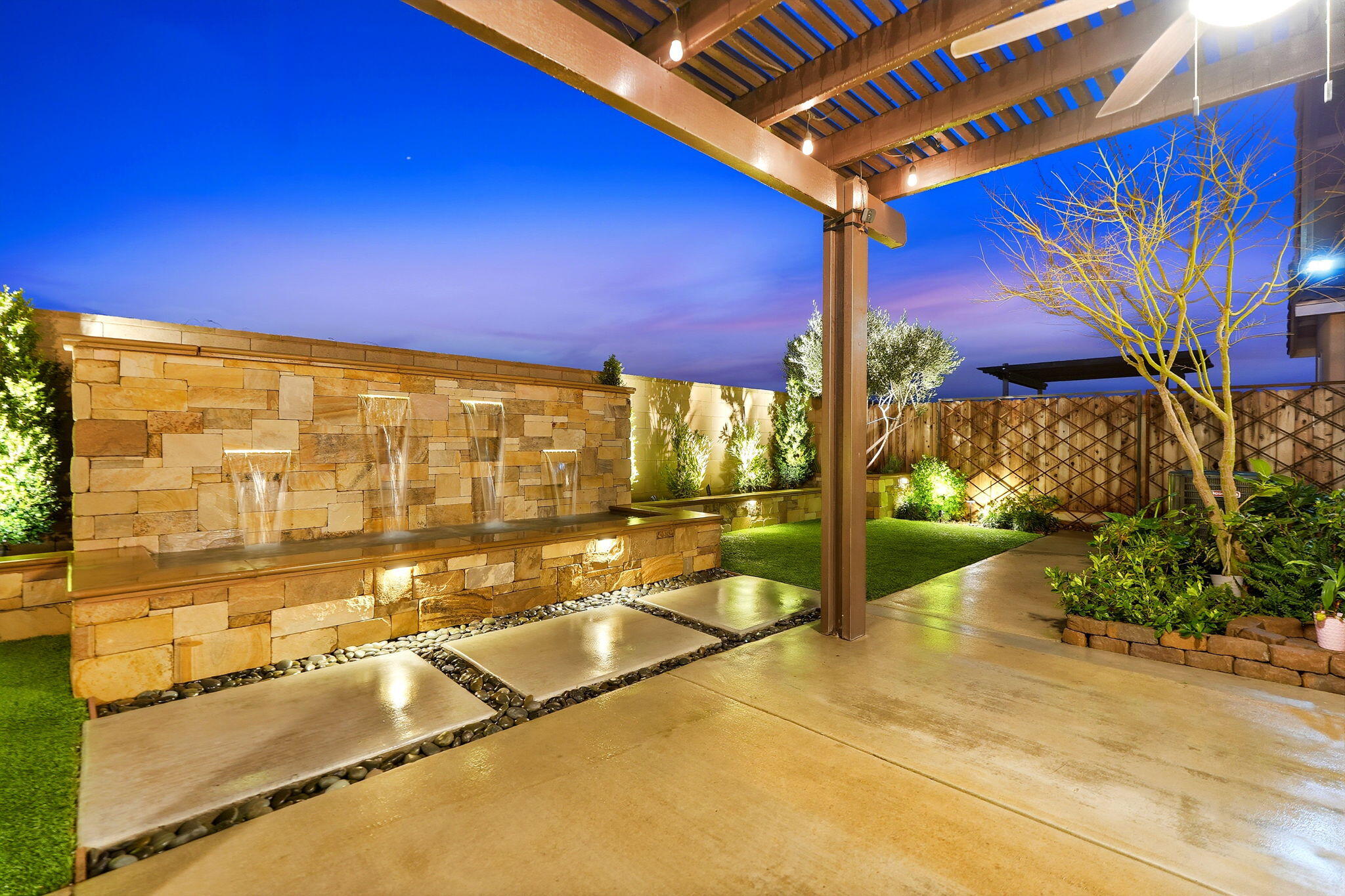 4736 W Flagstaff Ave, Visalia, CA 93291