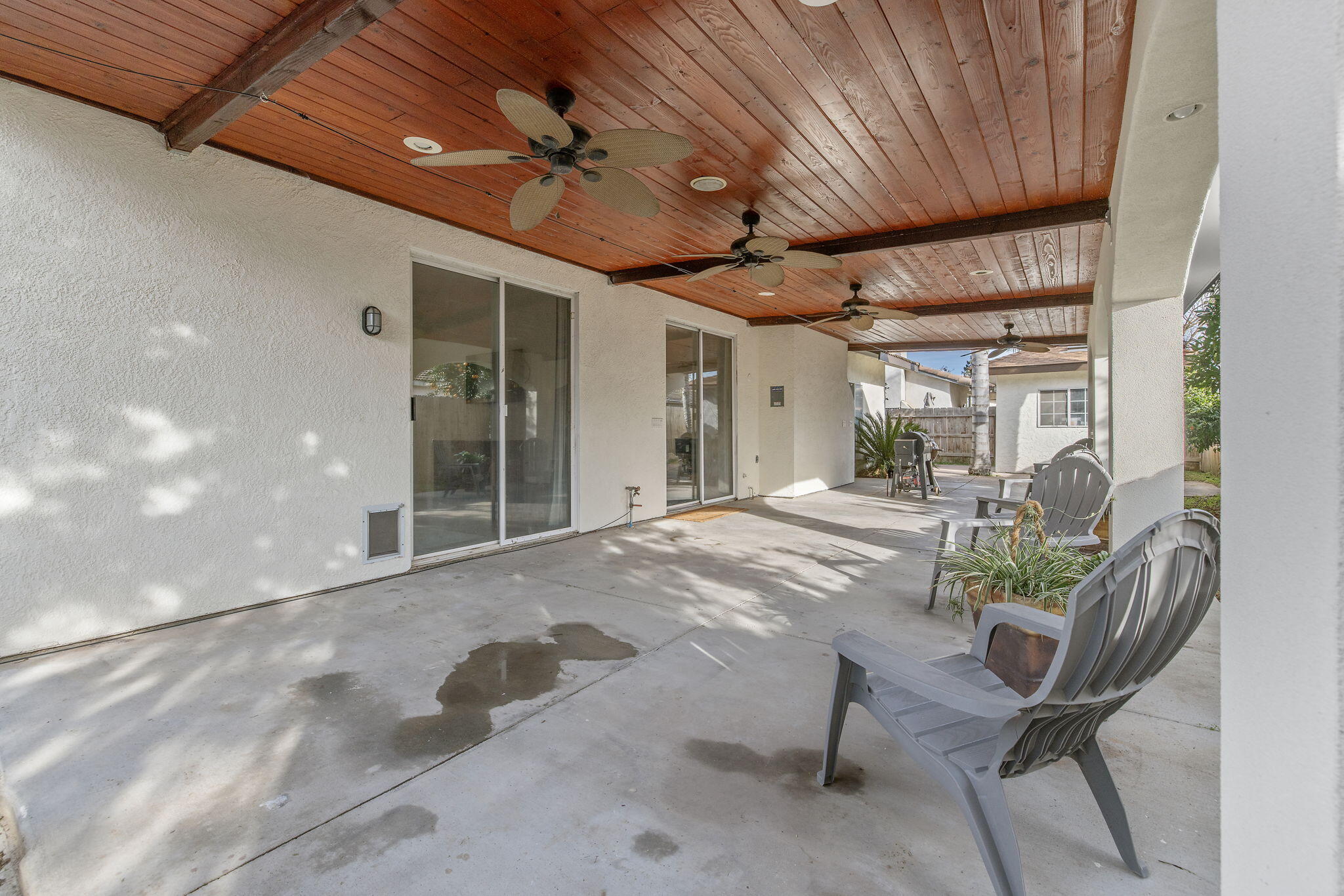 2249 W Perez Ct, Visalia, CA 93291