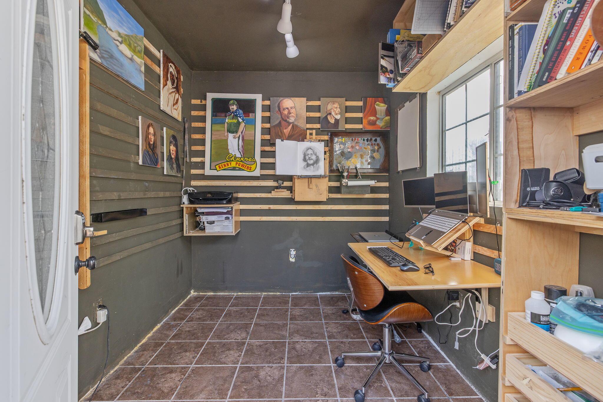 2249 W Perez Ct, Visalia, CA 93291