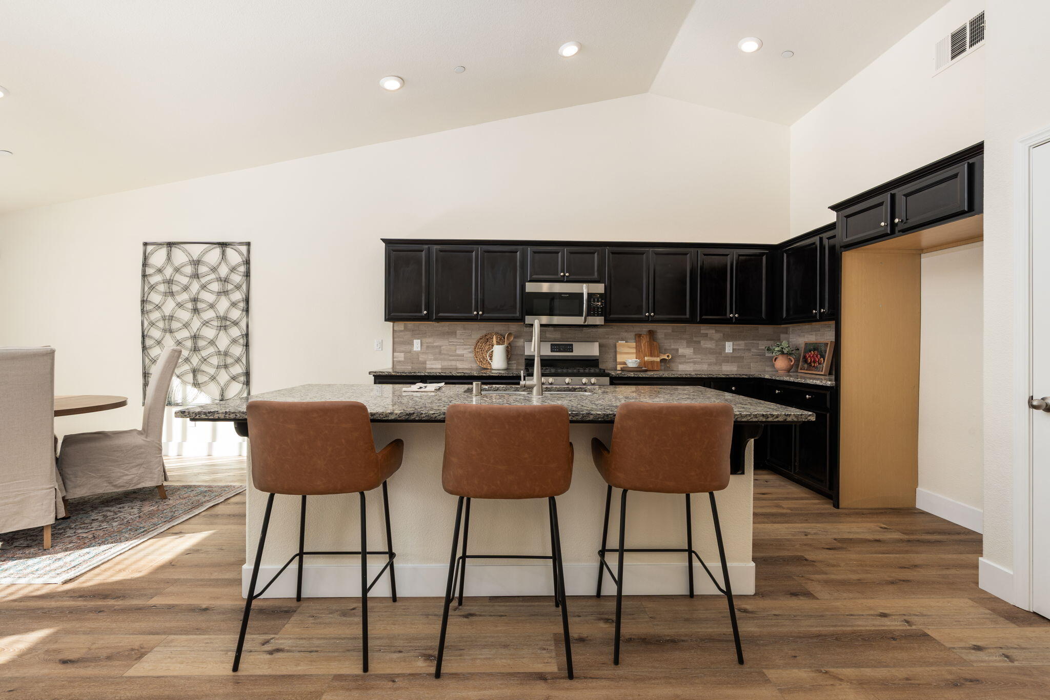 3283 Ferro Ct, Tulare, CA 93274