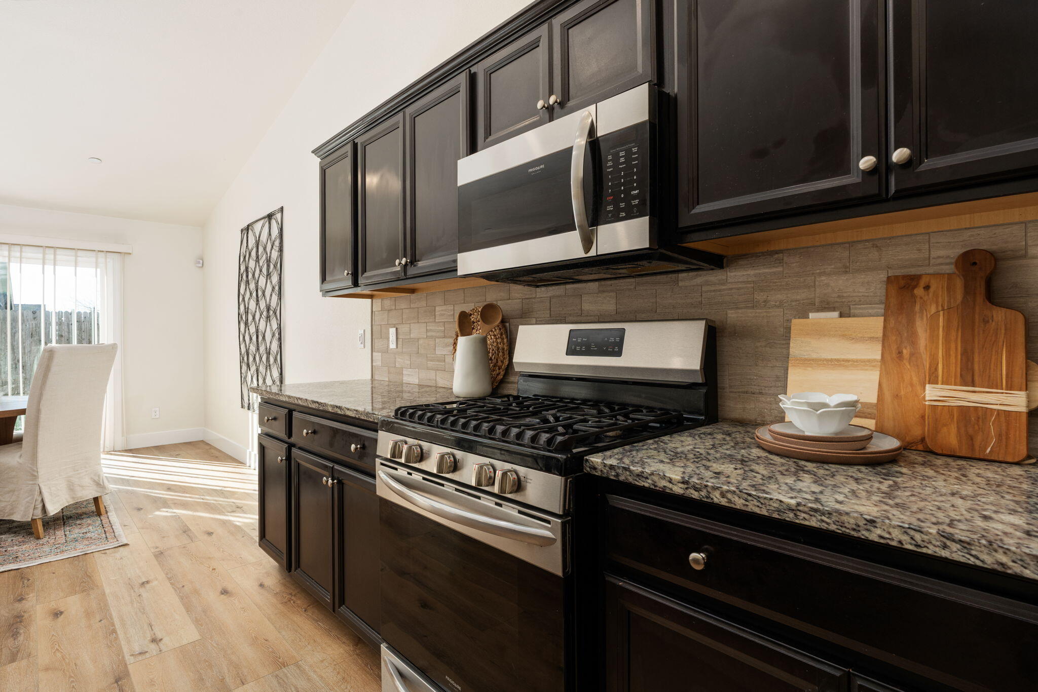 3283 Ferro Ct, Tulare, CA 93274