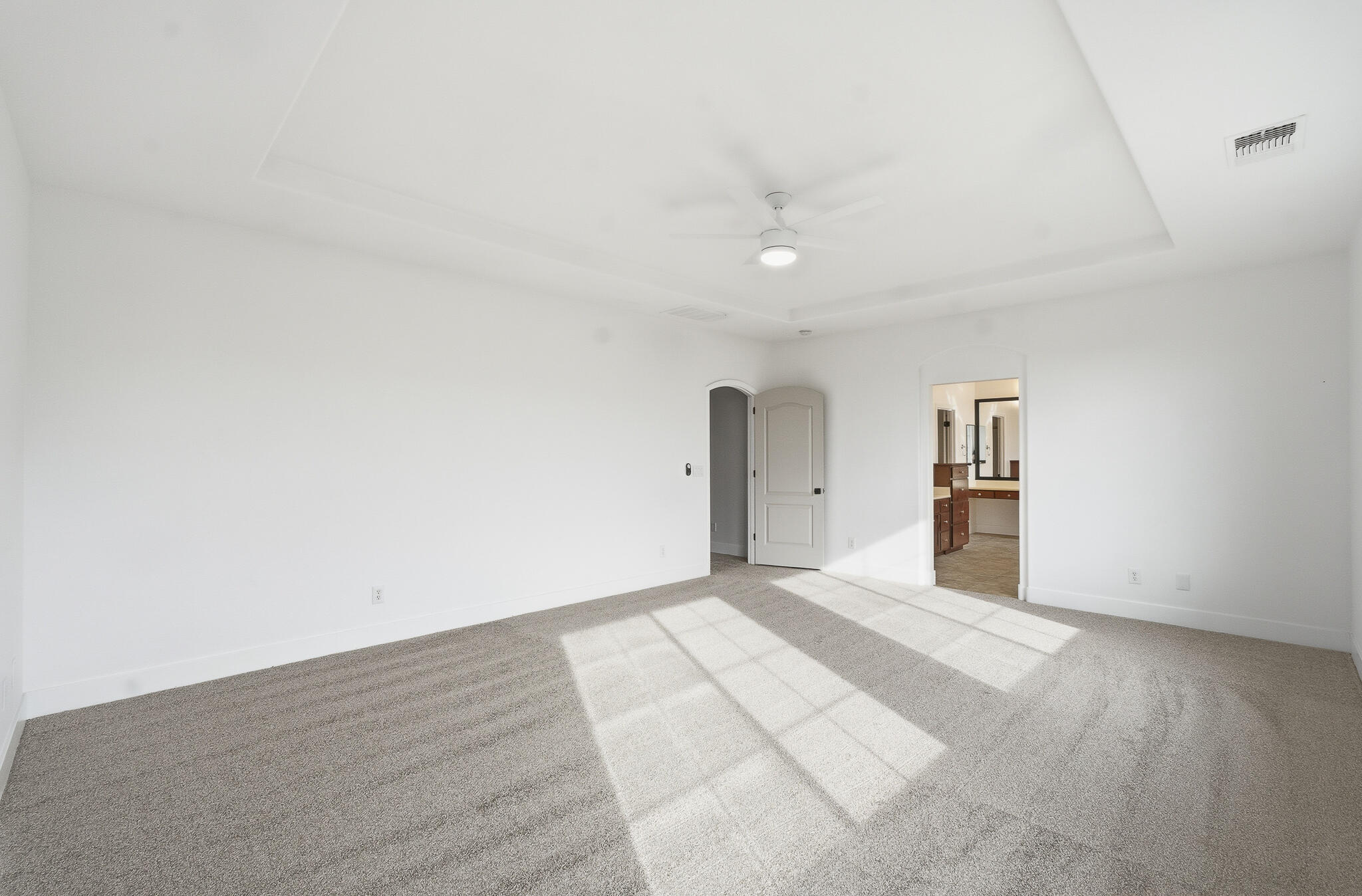 2693 Muirfield Ave, Tulare, CA 93274