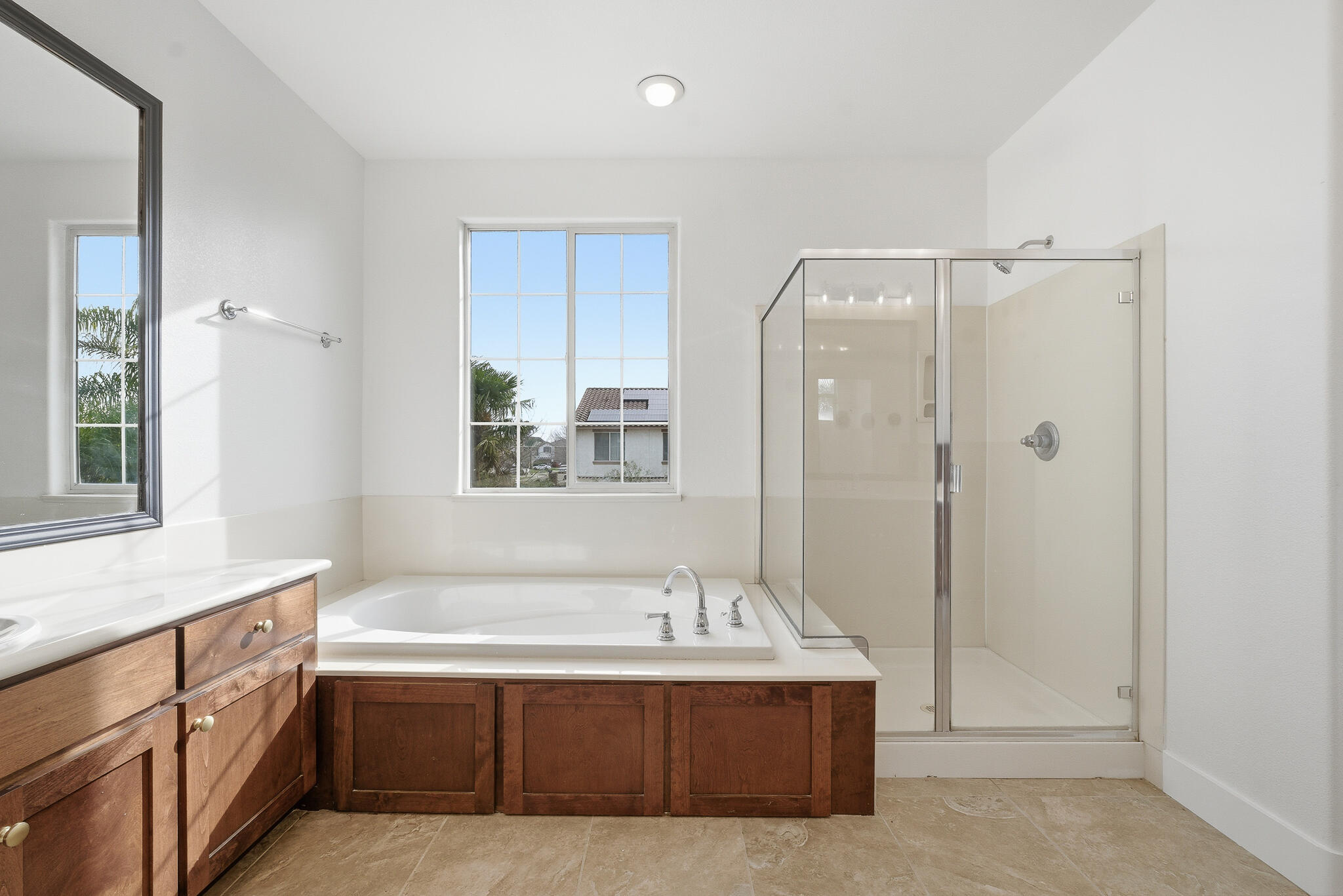 2693 Muirfield Ave, Tulare, CA 93274