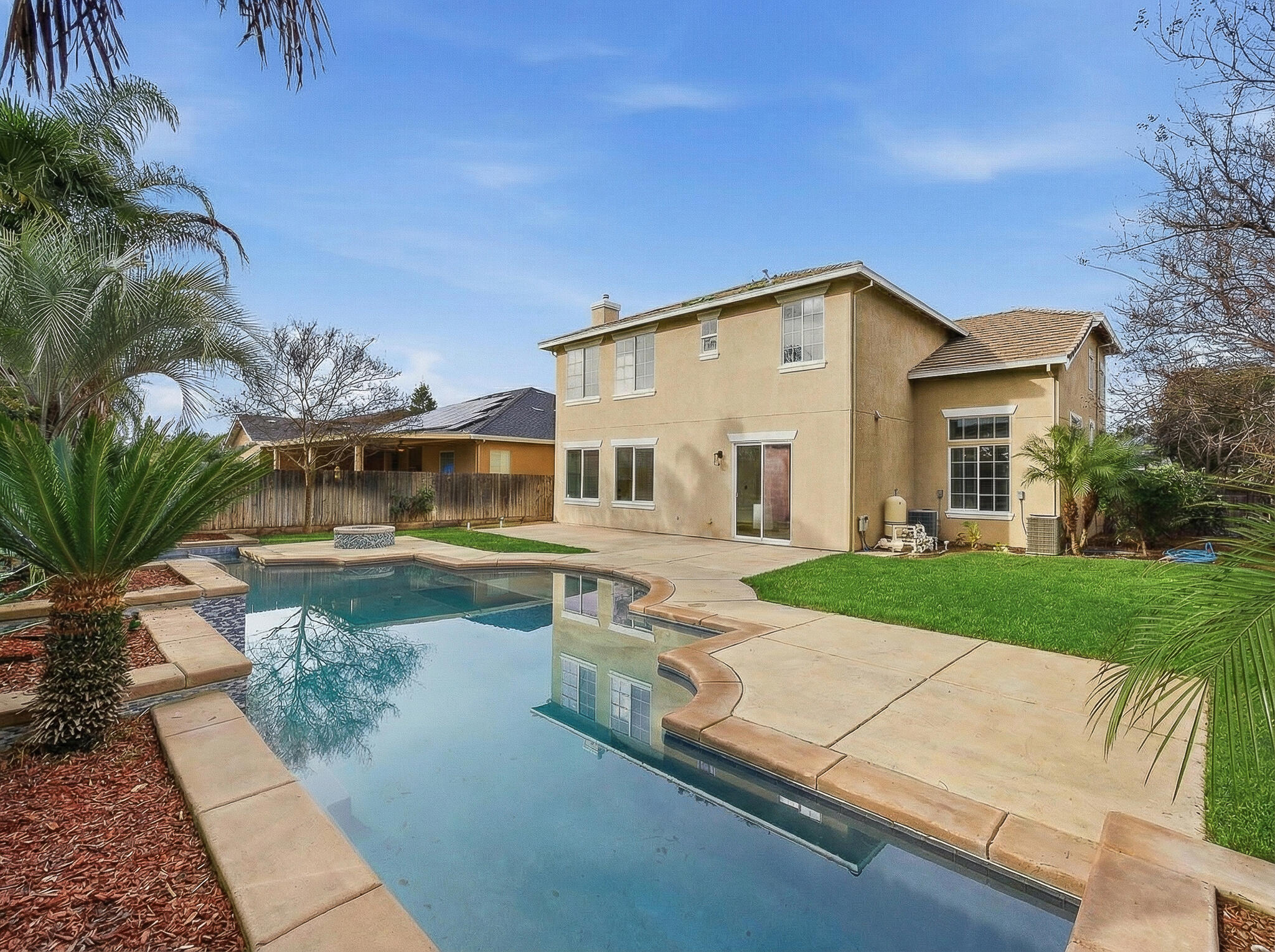 2693 Muirfield Ave, Tulare, CA 93274