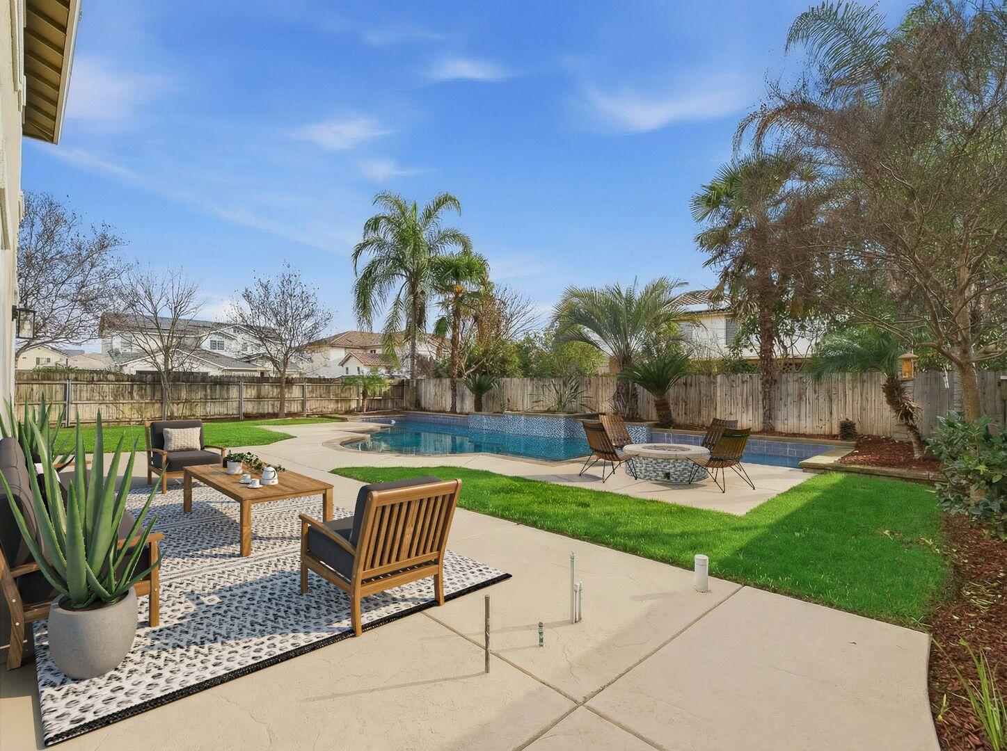 2693 Muirfield Ave, Tulare, CA 93274