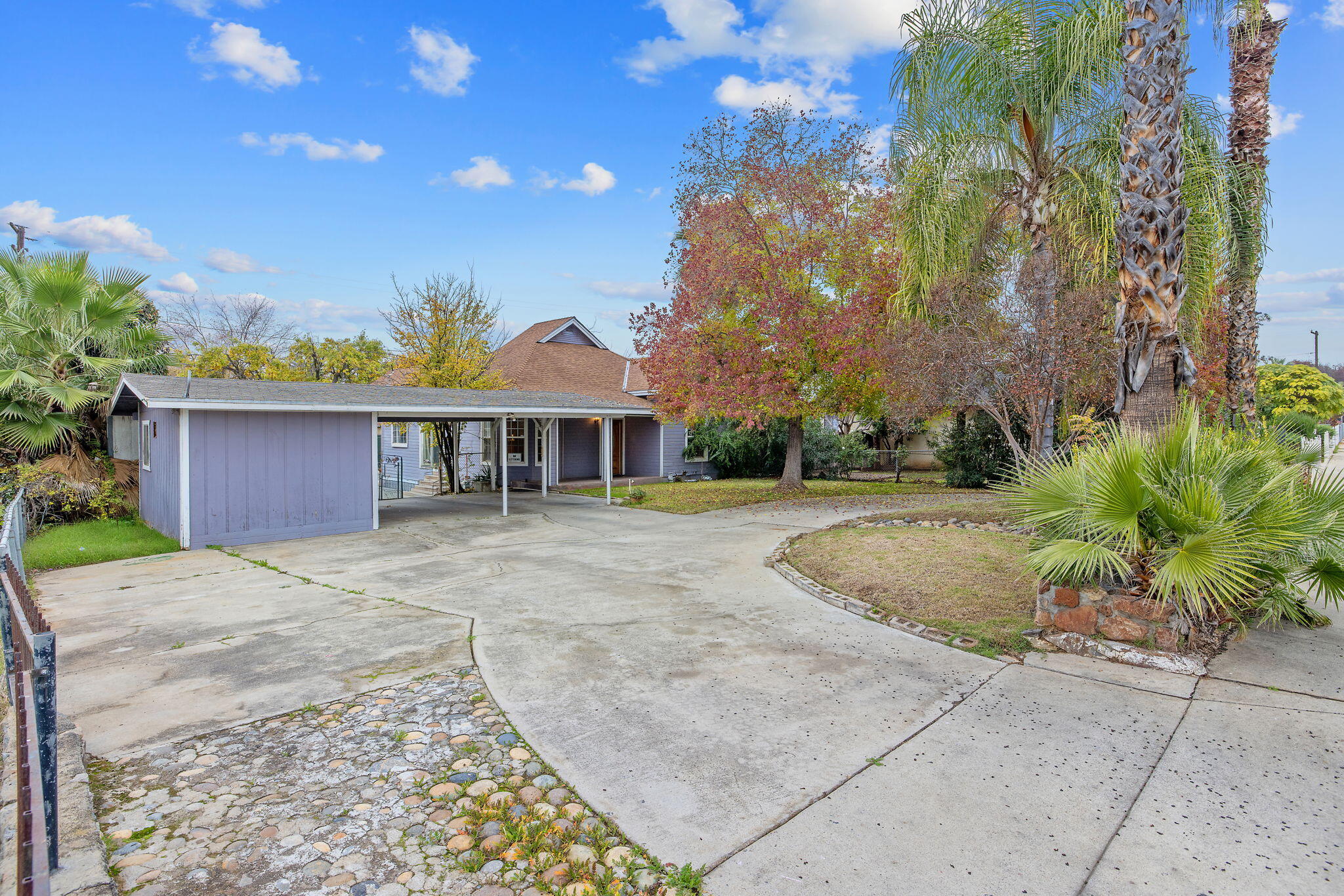 349 N Lemona St, Woodlake, CA 93286