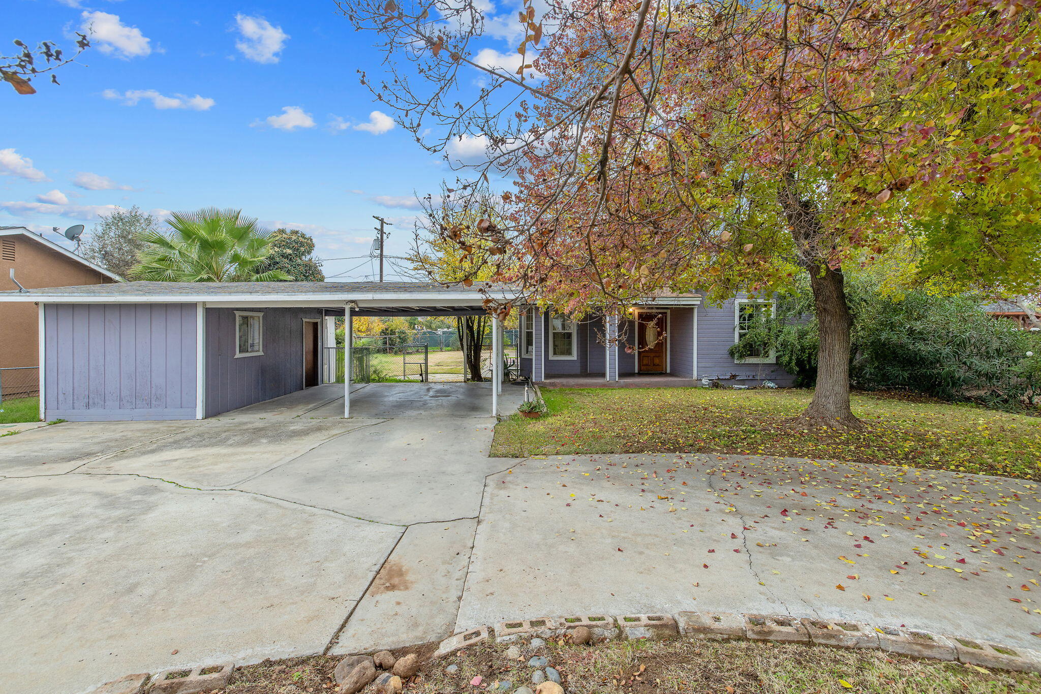 349 N Lemona St, Woodlake, CA 93286