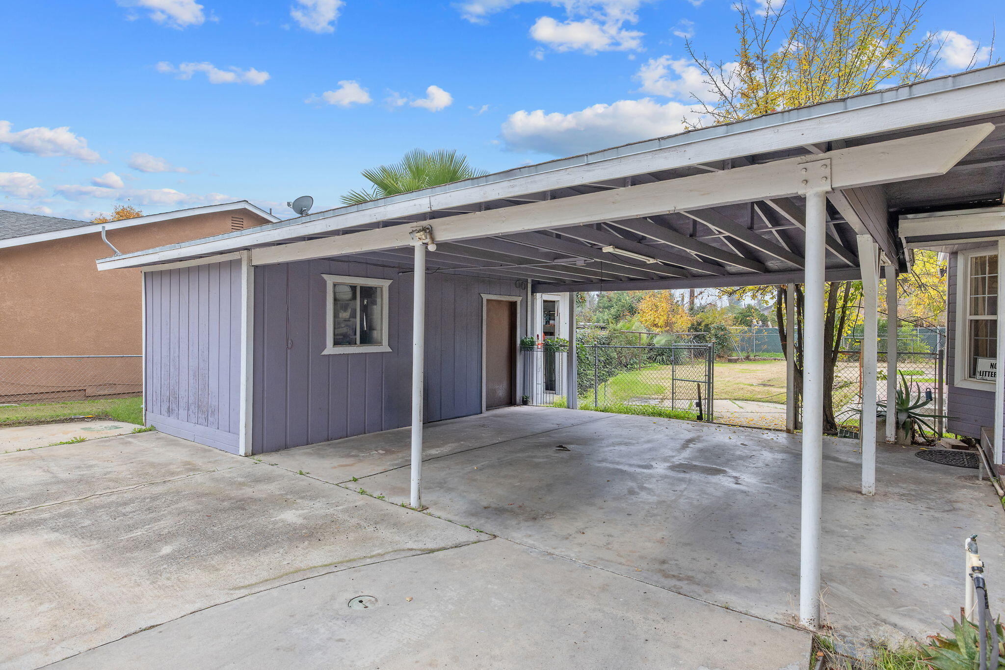 349 N Lemona St, Woodlake, CA 93286