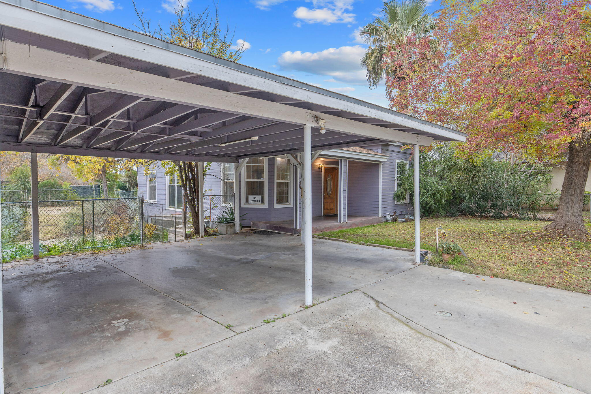 349 N Lemona St, Woodlake, CA 93286