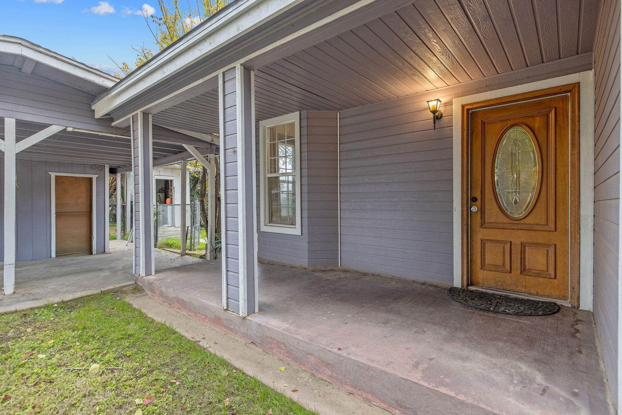 349 N Lemona St, Woodlake, CA 93286