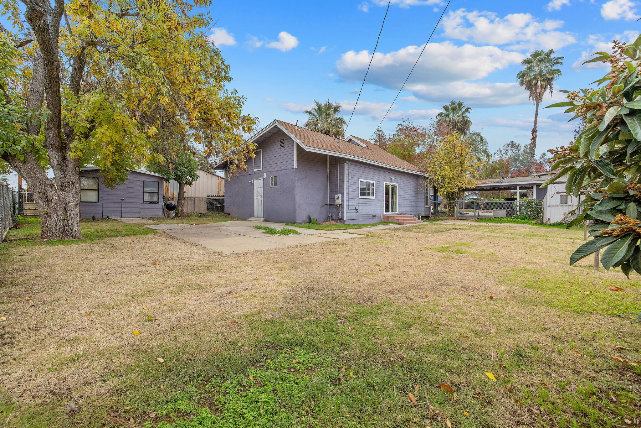 349 N Lemona St, Woodlake, CA 93286