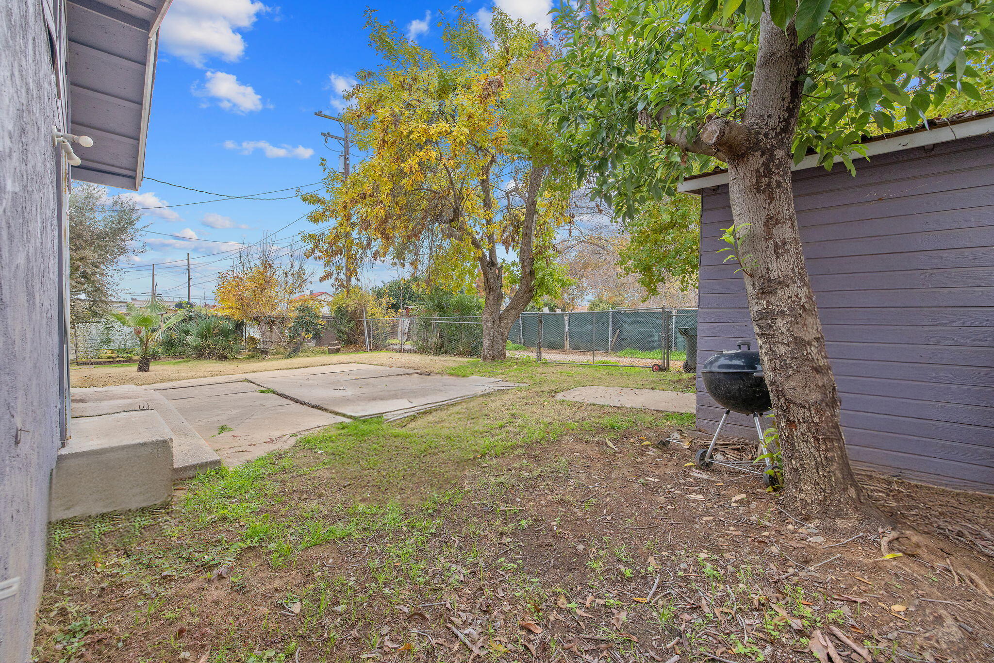 349 N Lemona St, Woodlake, CA 93286