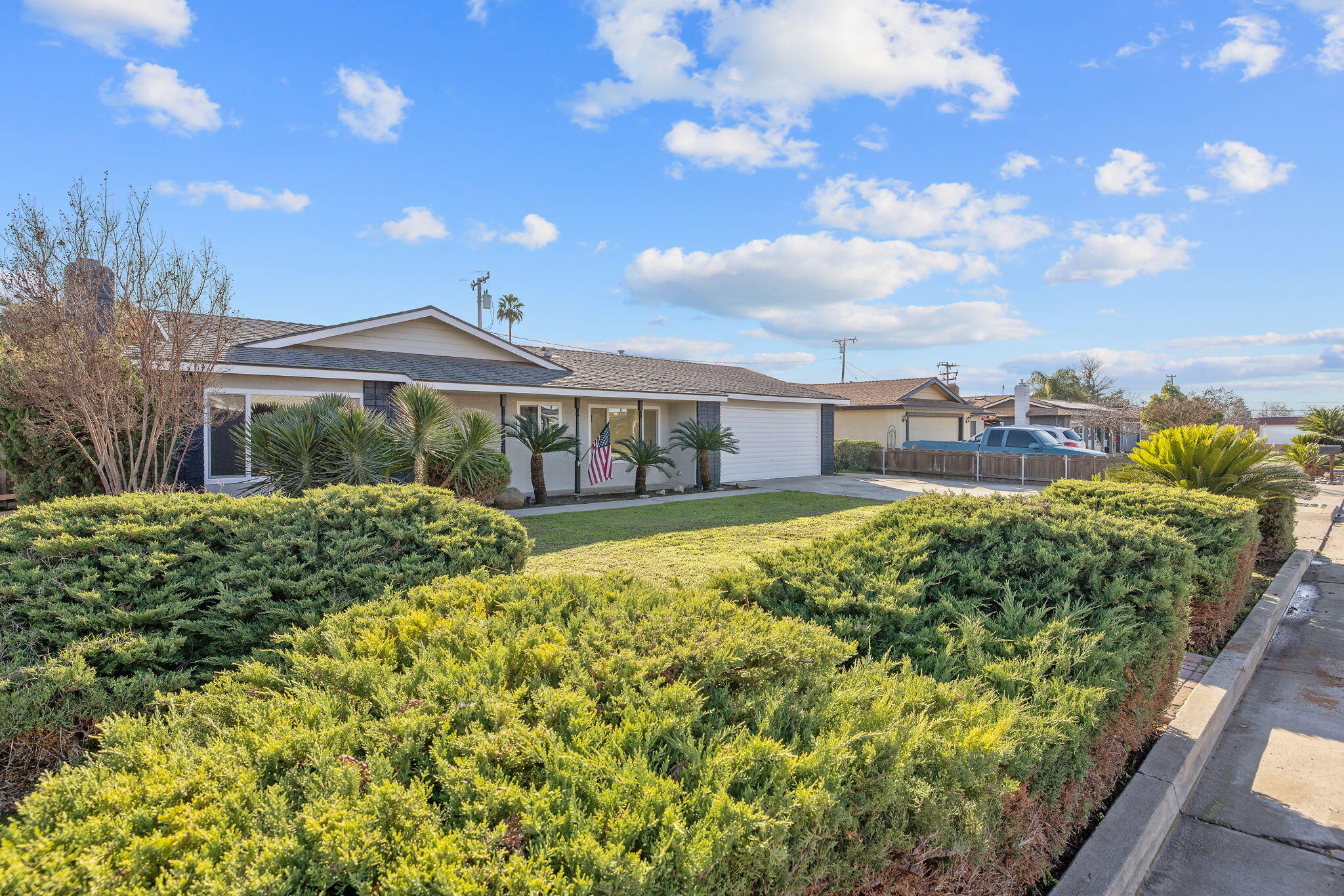 1747 E Sonora Ave, Tulare, CA 93274