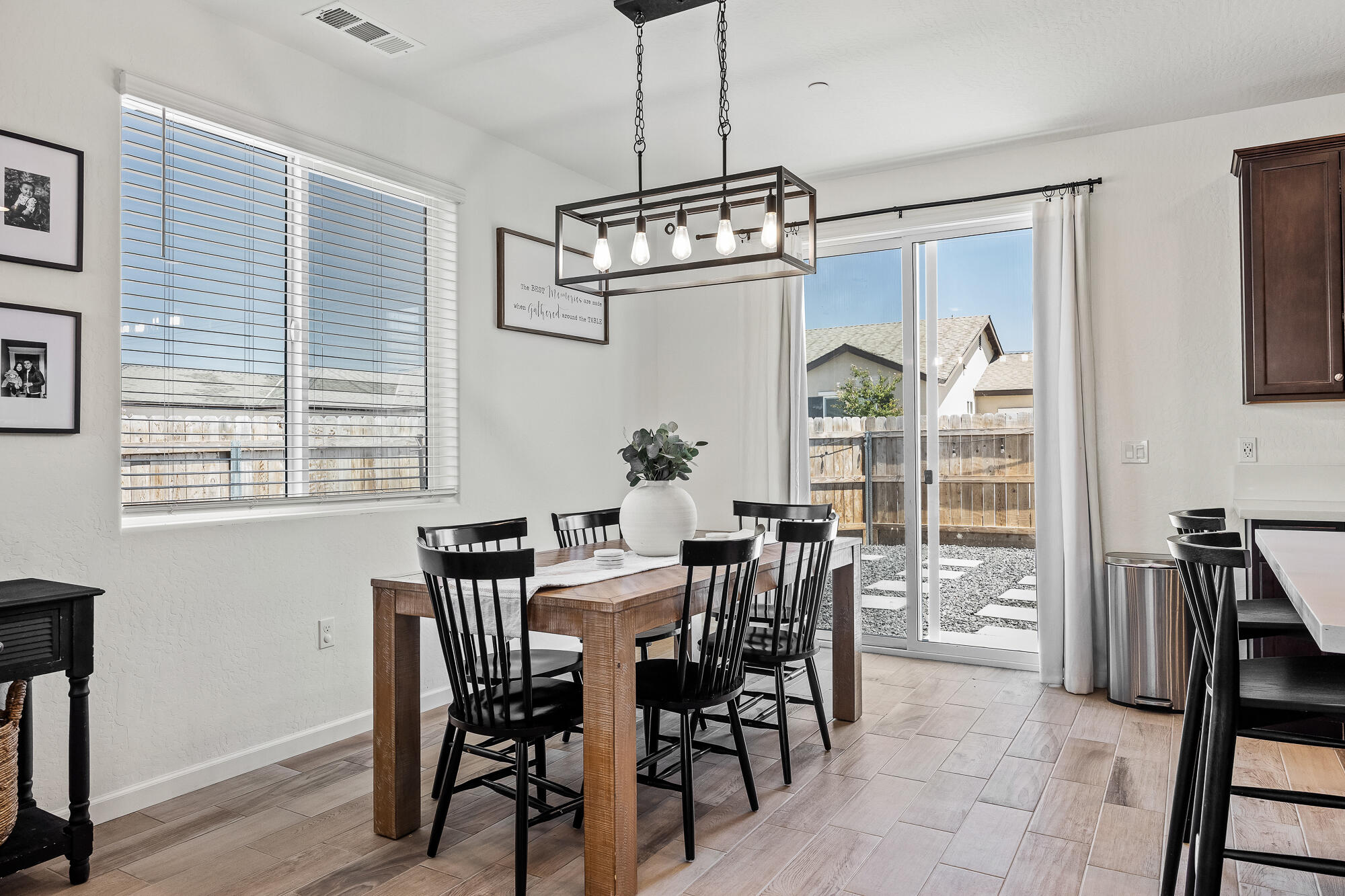 3200 Seymour St, Tulare, CA 93274