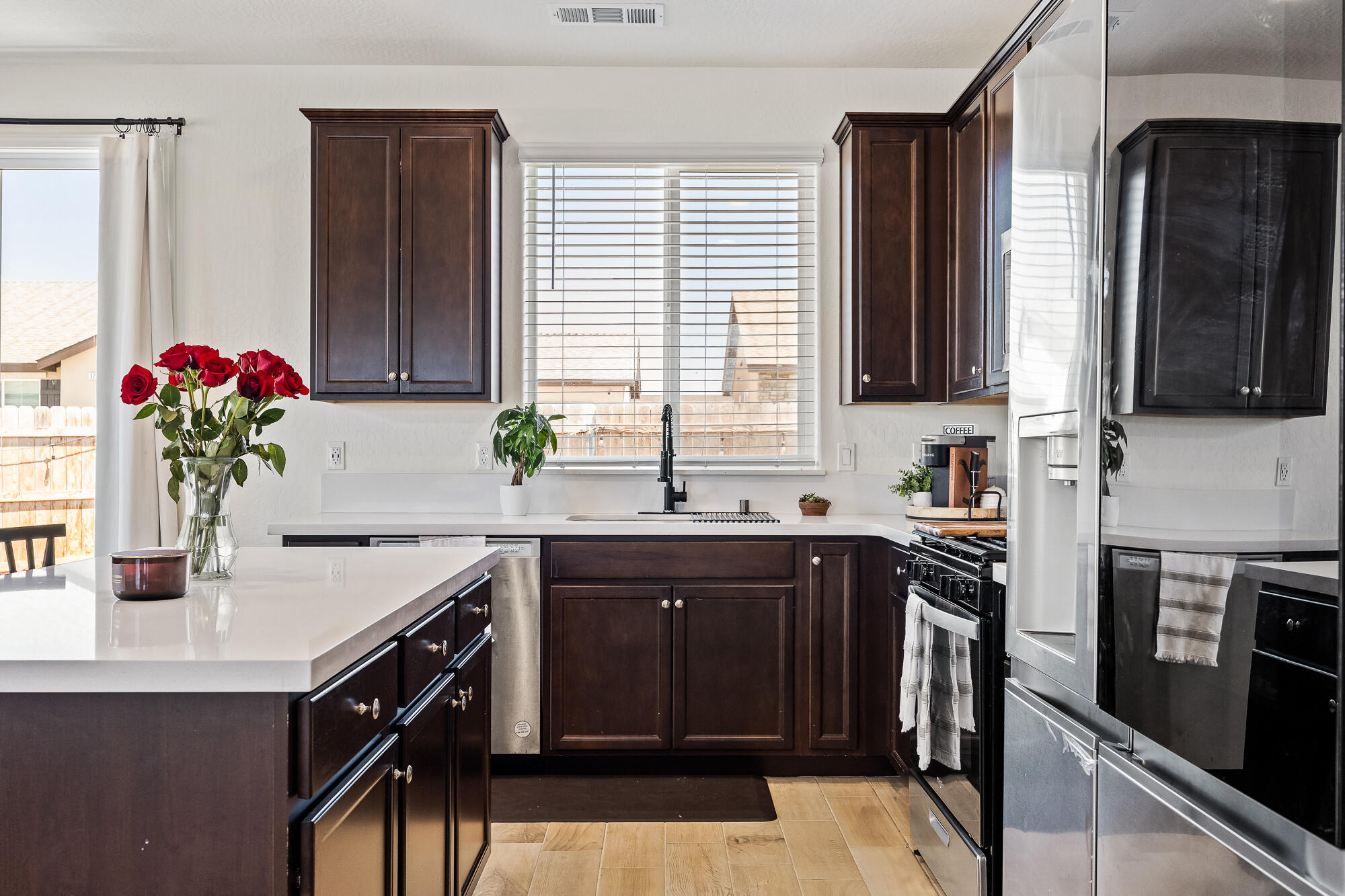 3200 Seymour St, Tulare, CA 93274