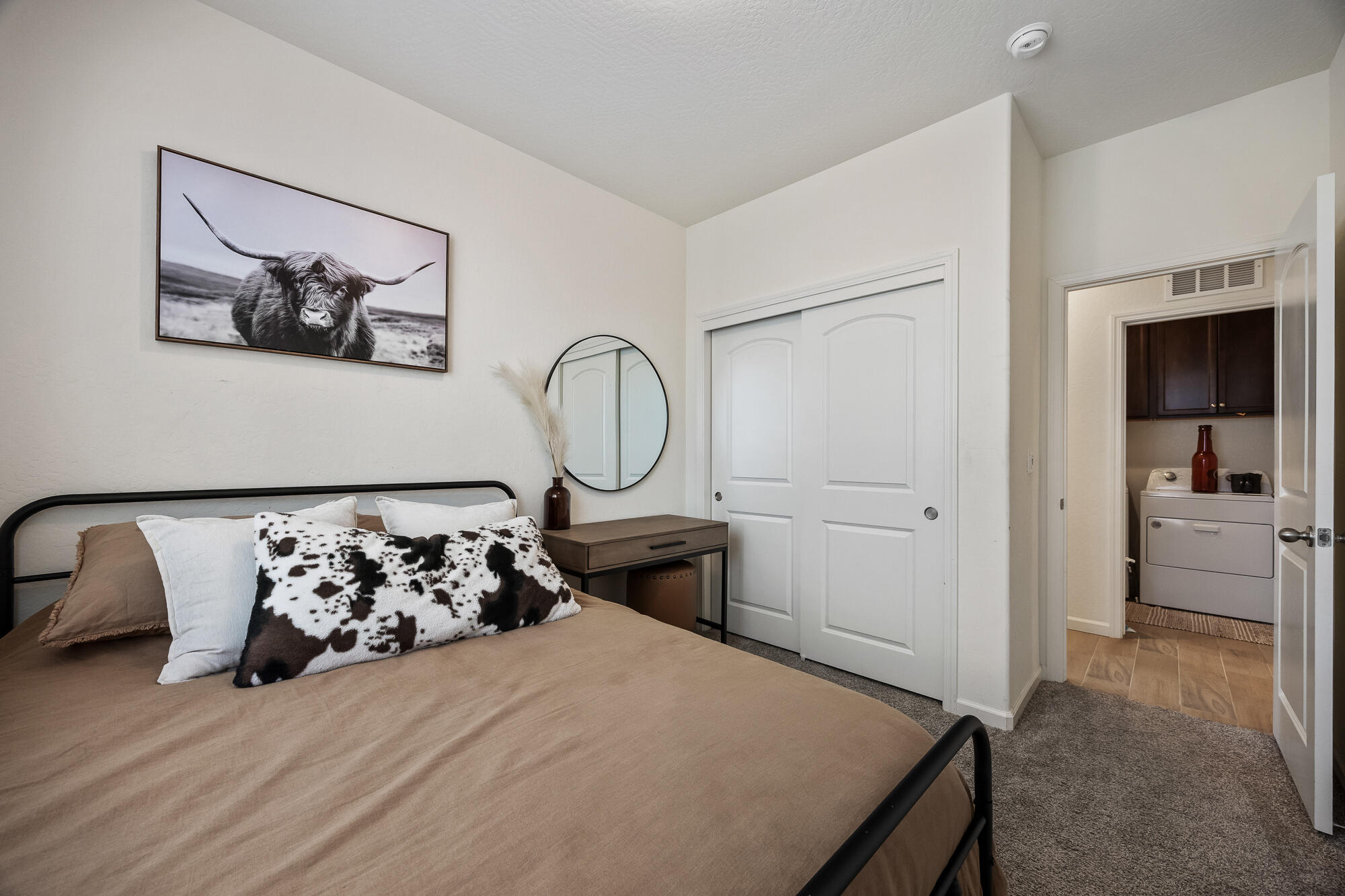 3200 Seymour St, Tulare, CA 93274