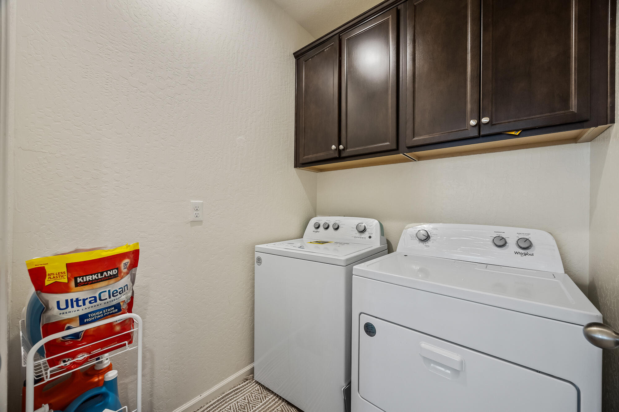 3200 Seymour St, Tulare, CA 93274