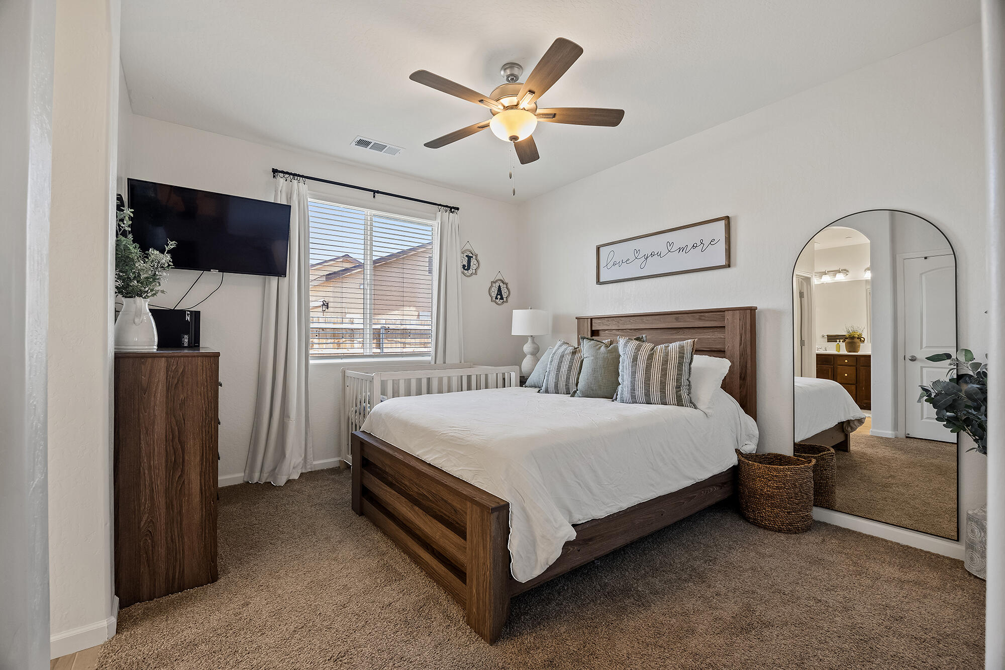 3200 Seymour St, Tulare, CA 93274