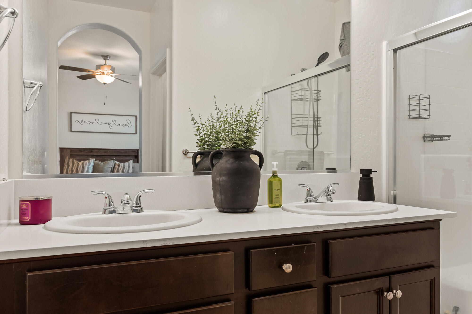 3200 Seymour St, Tulare, CA 93274