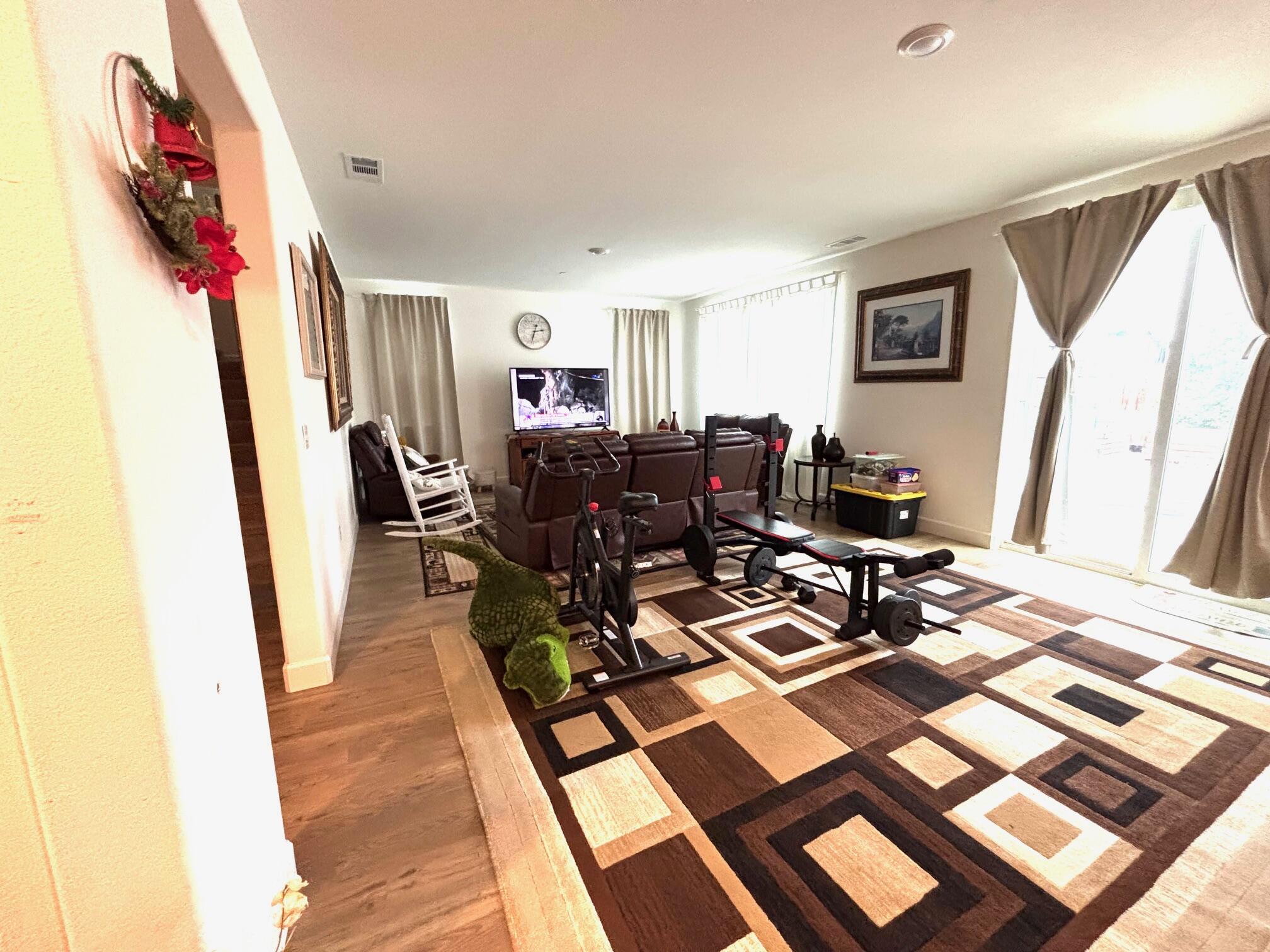 3540 E Cherry Ave, Visalia, CA 93292