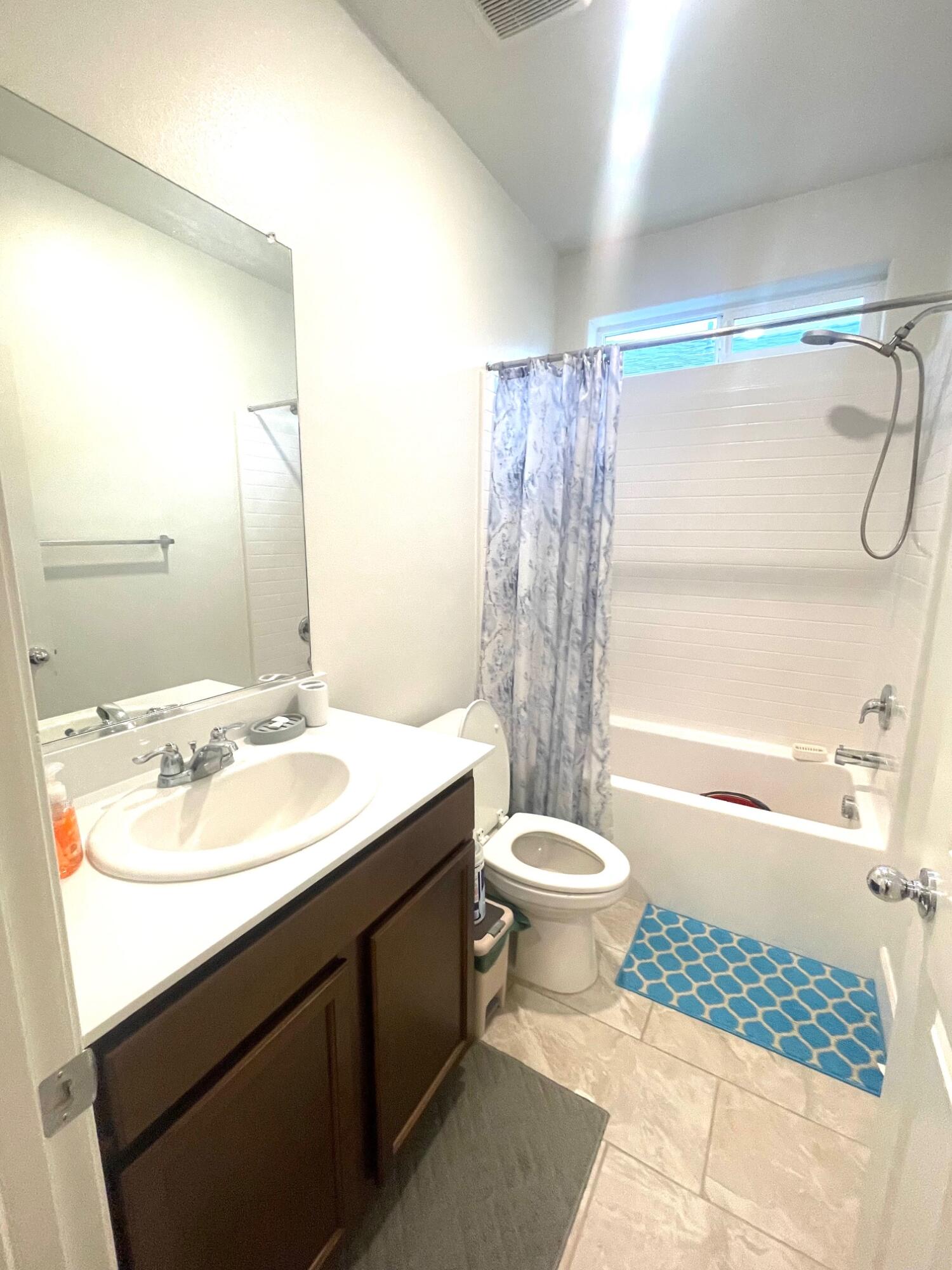 3540 E Cherry Ave, Visalia, CA 93292