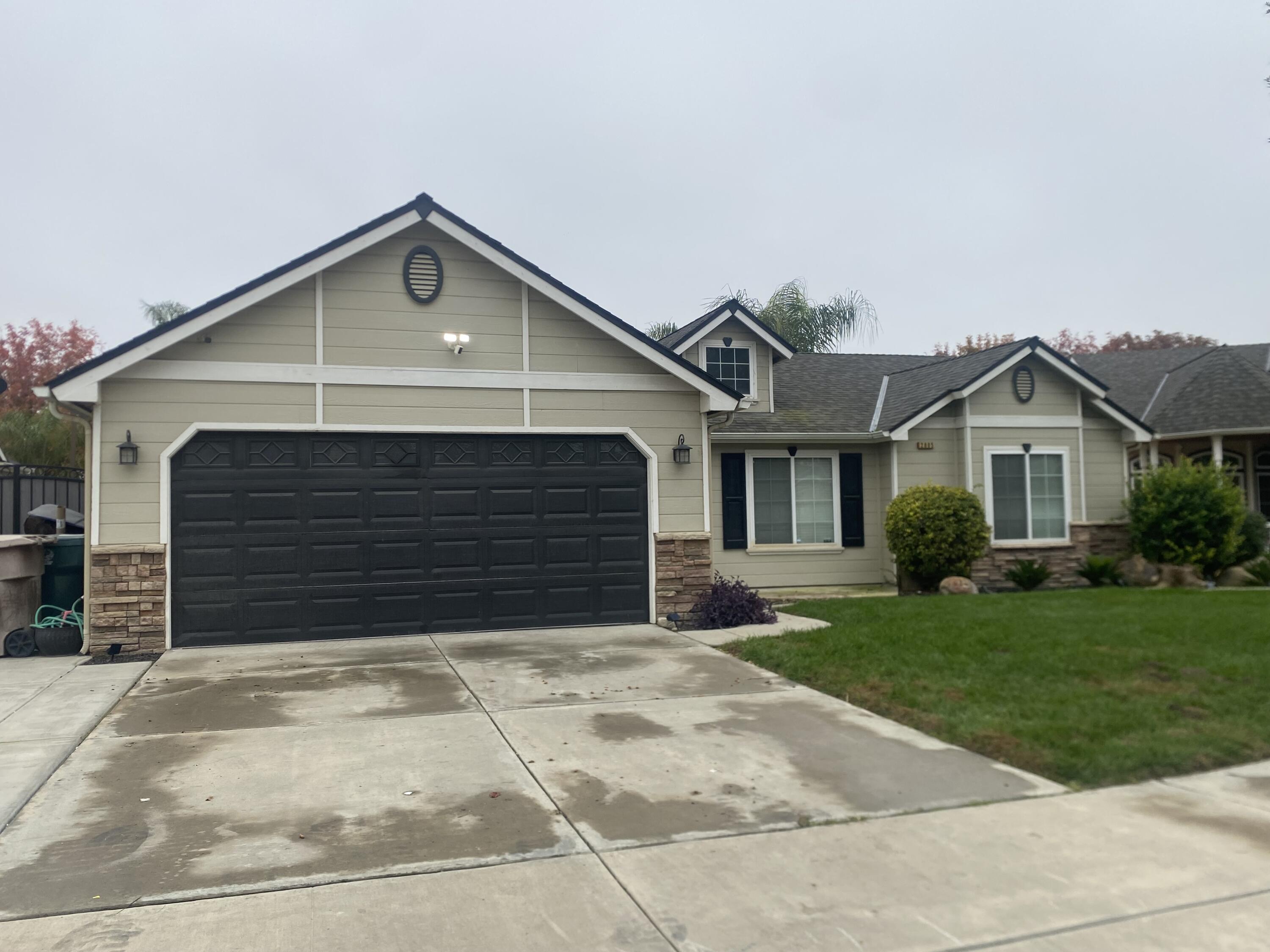 2805 Badger Flat Ave, Tulare, CA 93274