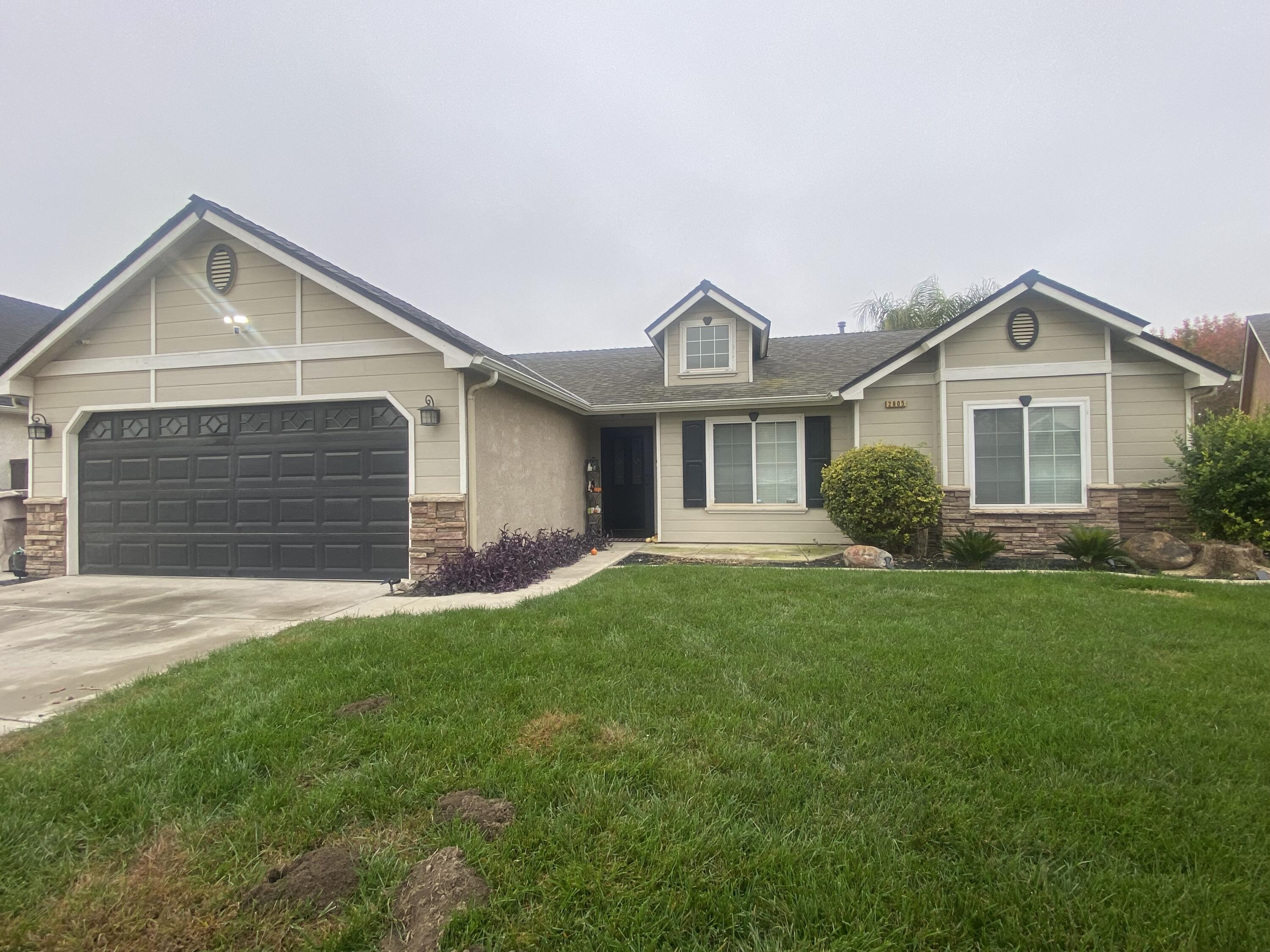 2805 Badger Flat Ave, Tulare, CA 93274