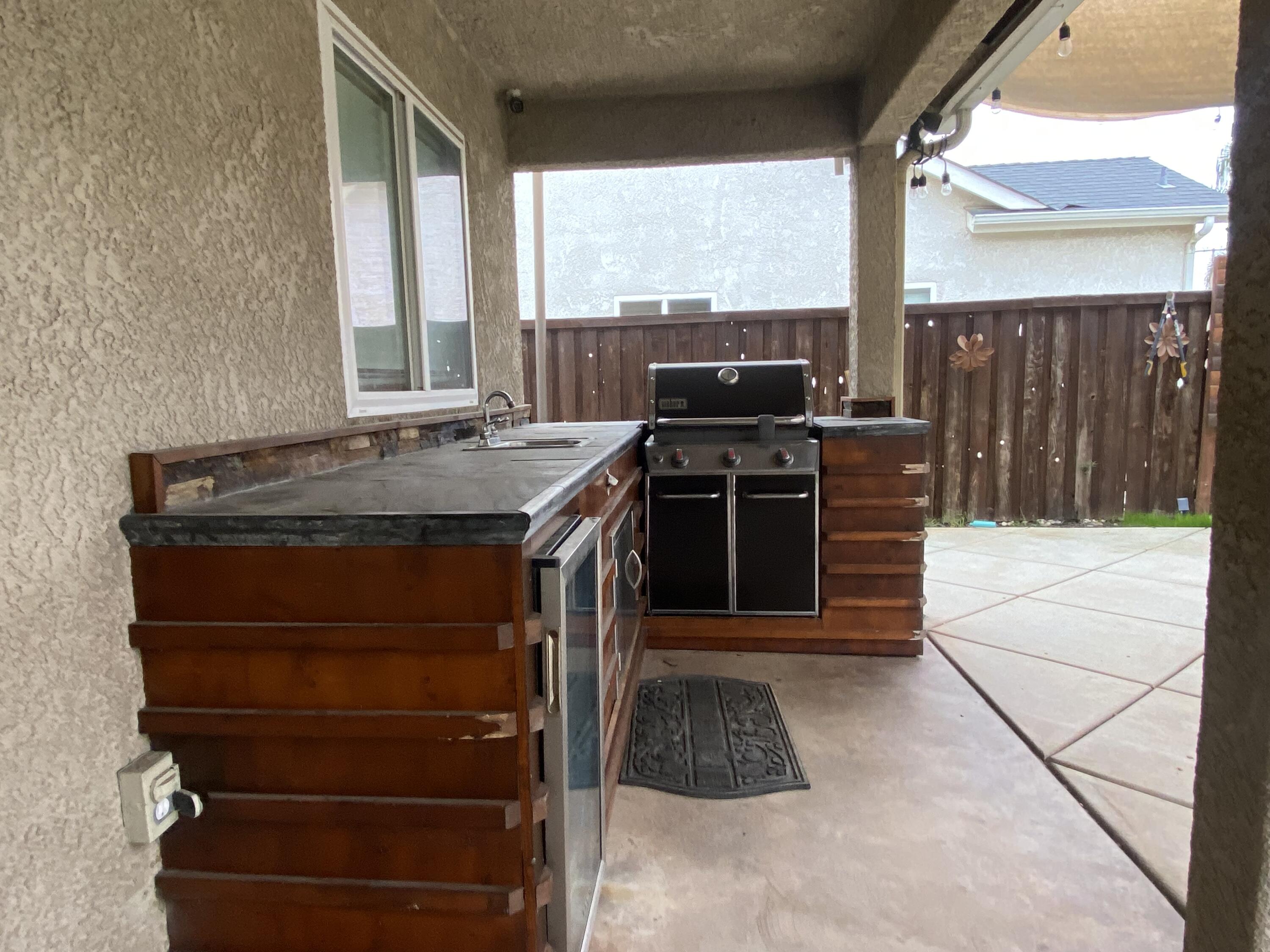 2805 Badger Flat Ave, Tulare, CA 93274