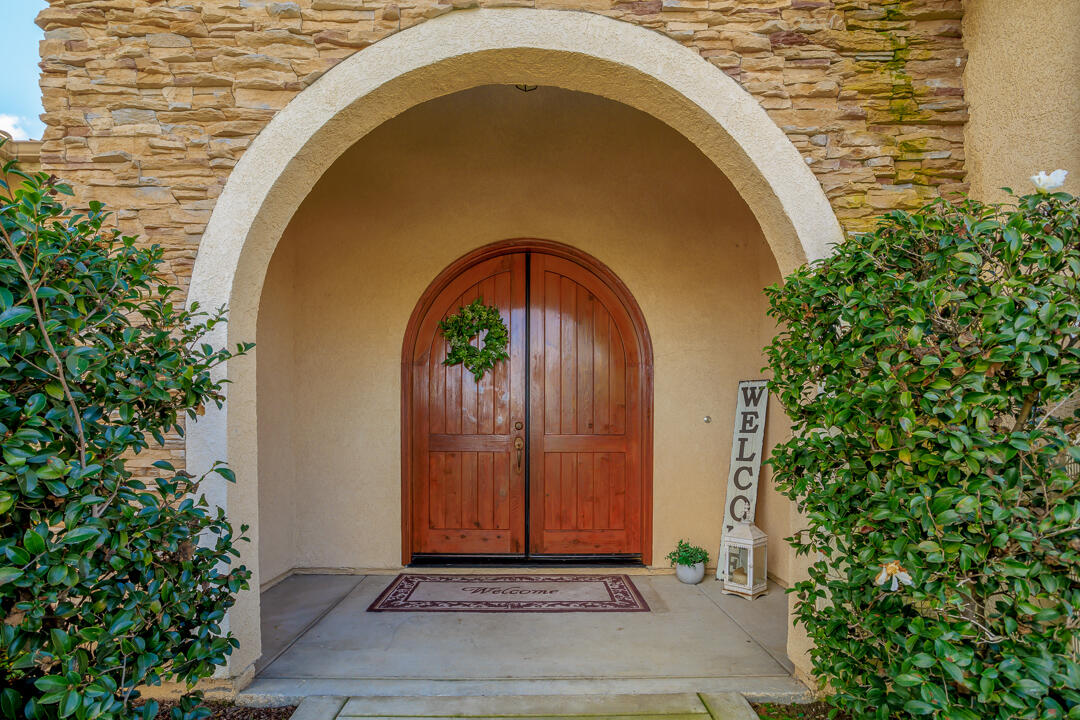 5849 W Buena Vista Ave, Visalia, CA 93291