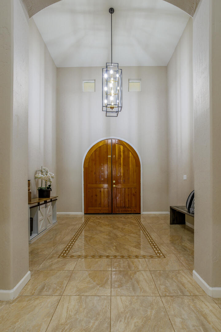 5849 W Buena Vista Ave, Visalia, CA 93291